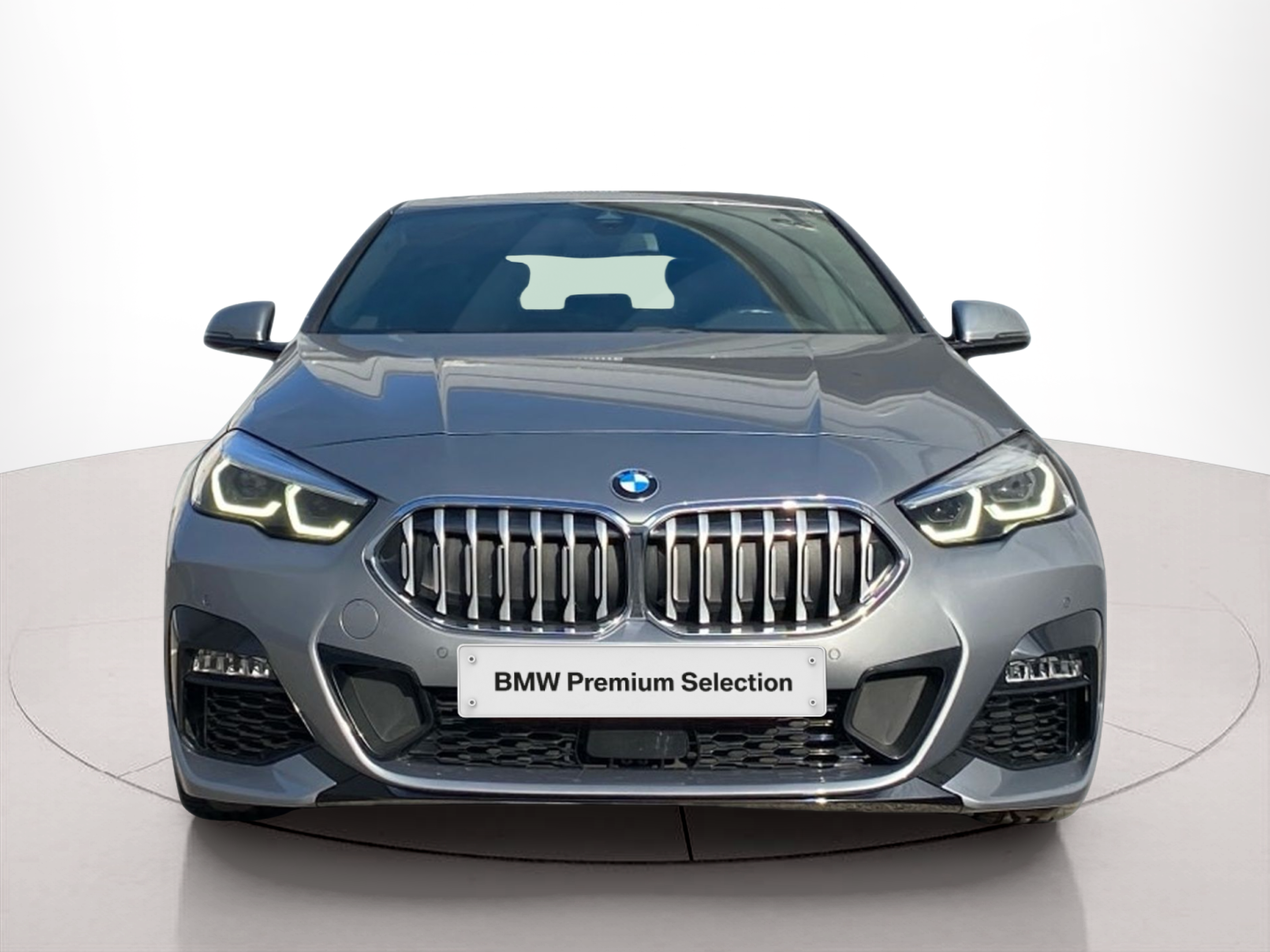 Fotos de BMW Série 2 216d Gran Coupe color Gris. Año 2024. 85KW(116CV). Diesel. En concesionario Caetano Baviera Lisboa de Lisboa