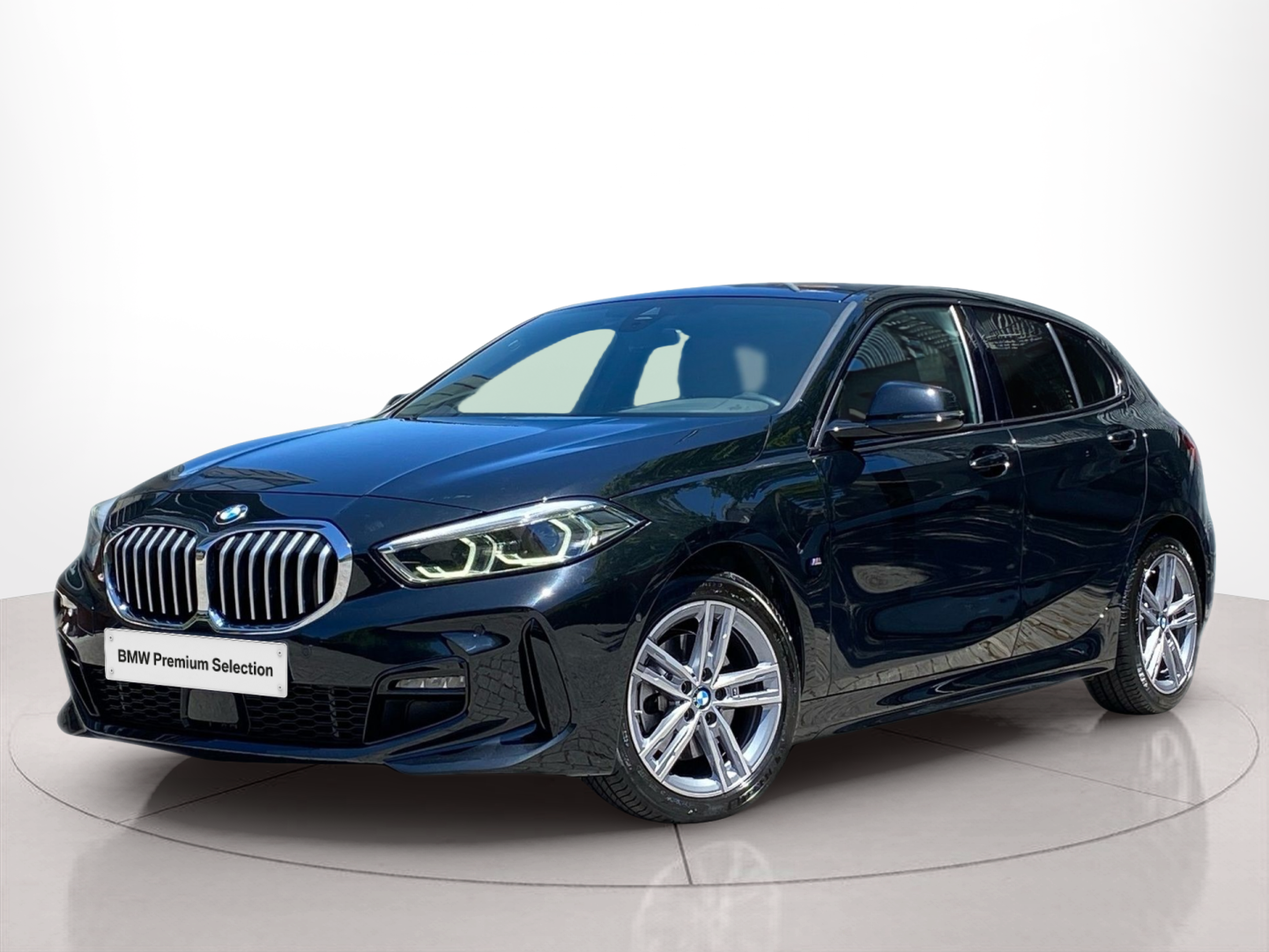 Fotos de BMW Série 1 116d color Negro. Año 2024. 85KW(116CV). Diesel. En concesionario Caetano Baviera Lisboa de Lisboa