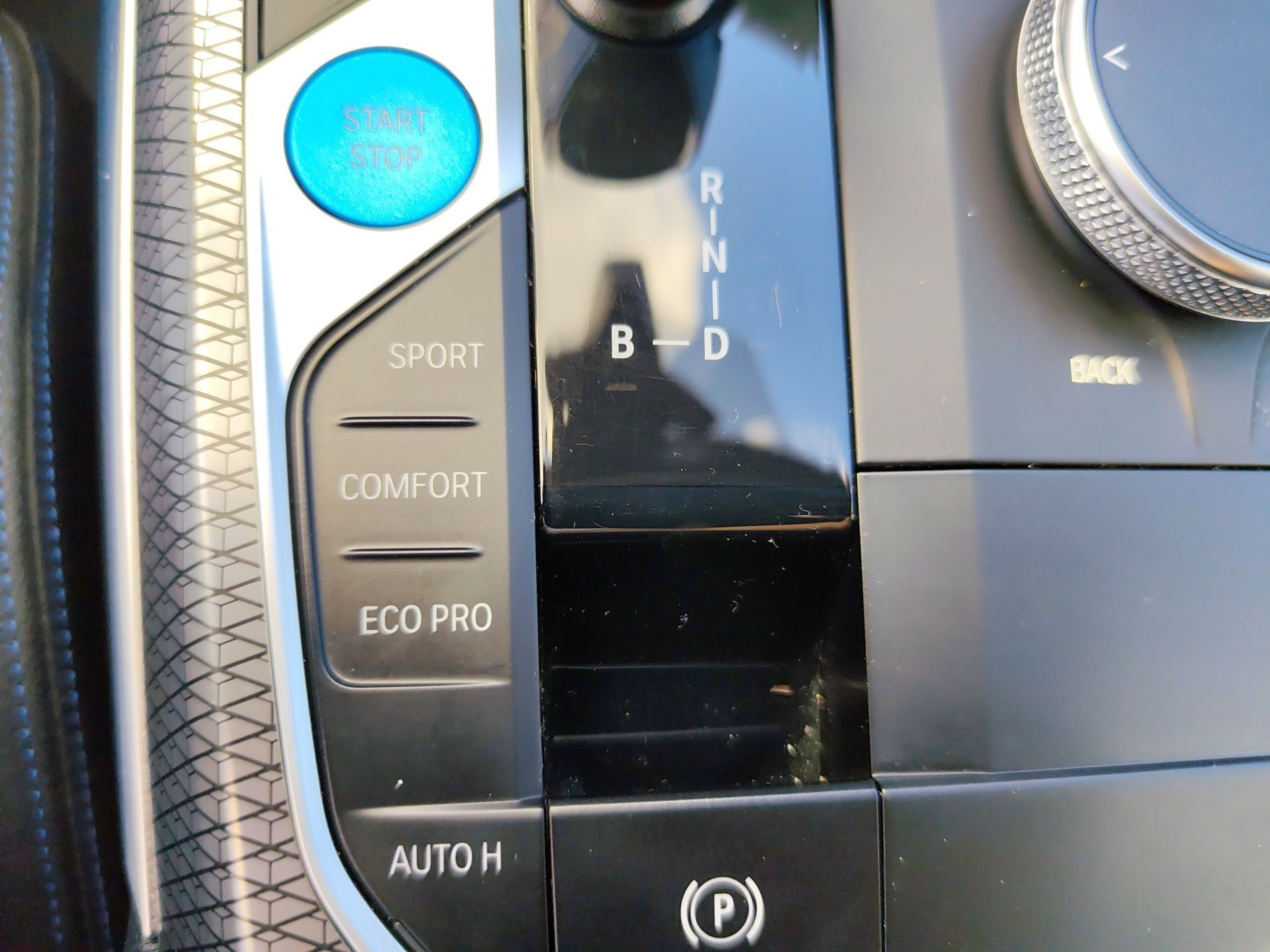 BMW i4 i4 M50 color Azul. Año 2022. 400KW(544CV). Elétrico. En concesionario Caetano Baviera Aveiro de Aveiro