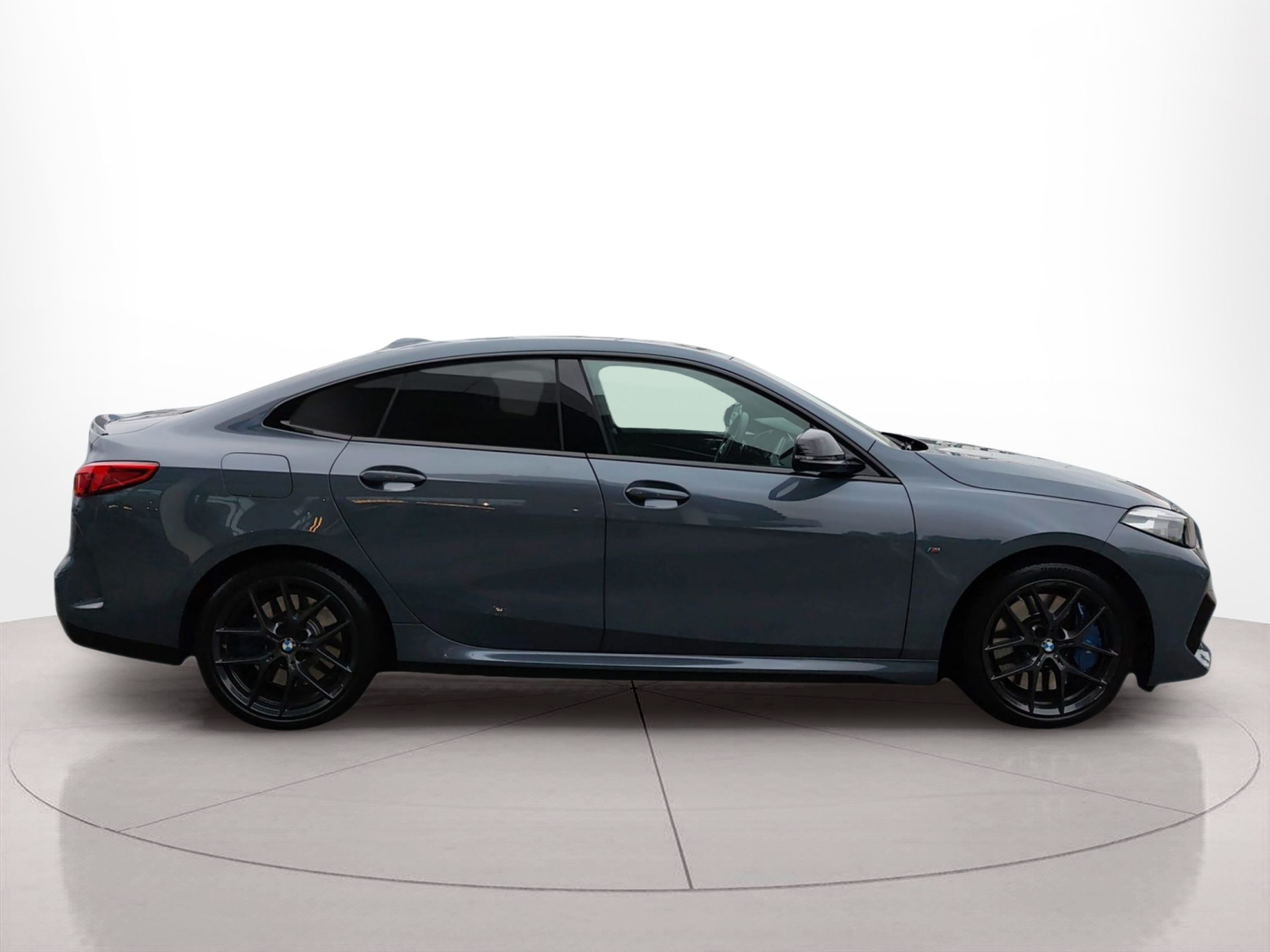 BMW Série 2 M235i Gran Coupe color Gris. Año 2020. 225KW(306CV). Gasolina. En concesionario Caetano Aveiro de Aveiro