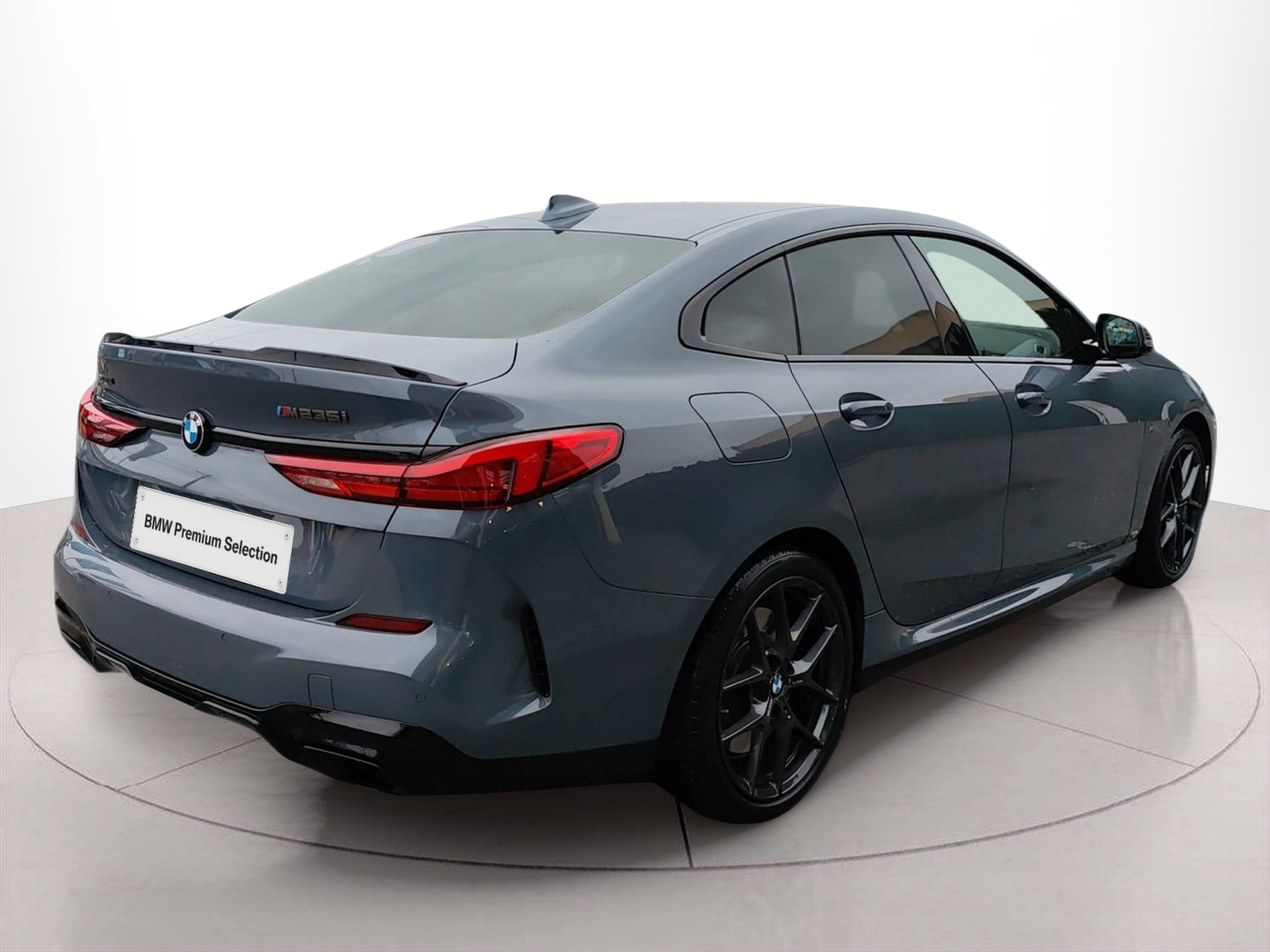 BMW Série 2 M235i Gran Coupe color Gris. Año 2020. 225KW(306CV). Gasolina. En concesionario Caetano Aveiro de Aveiro