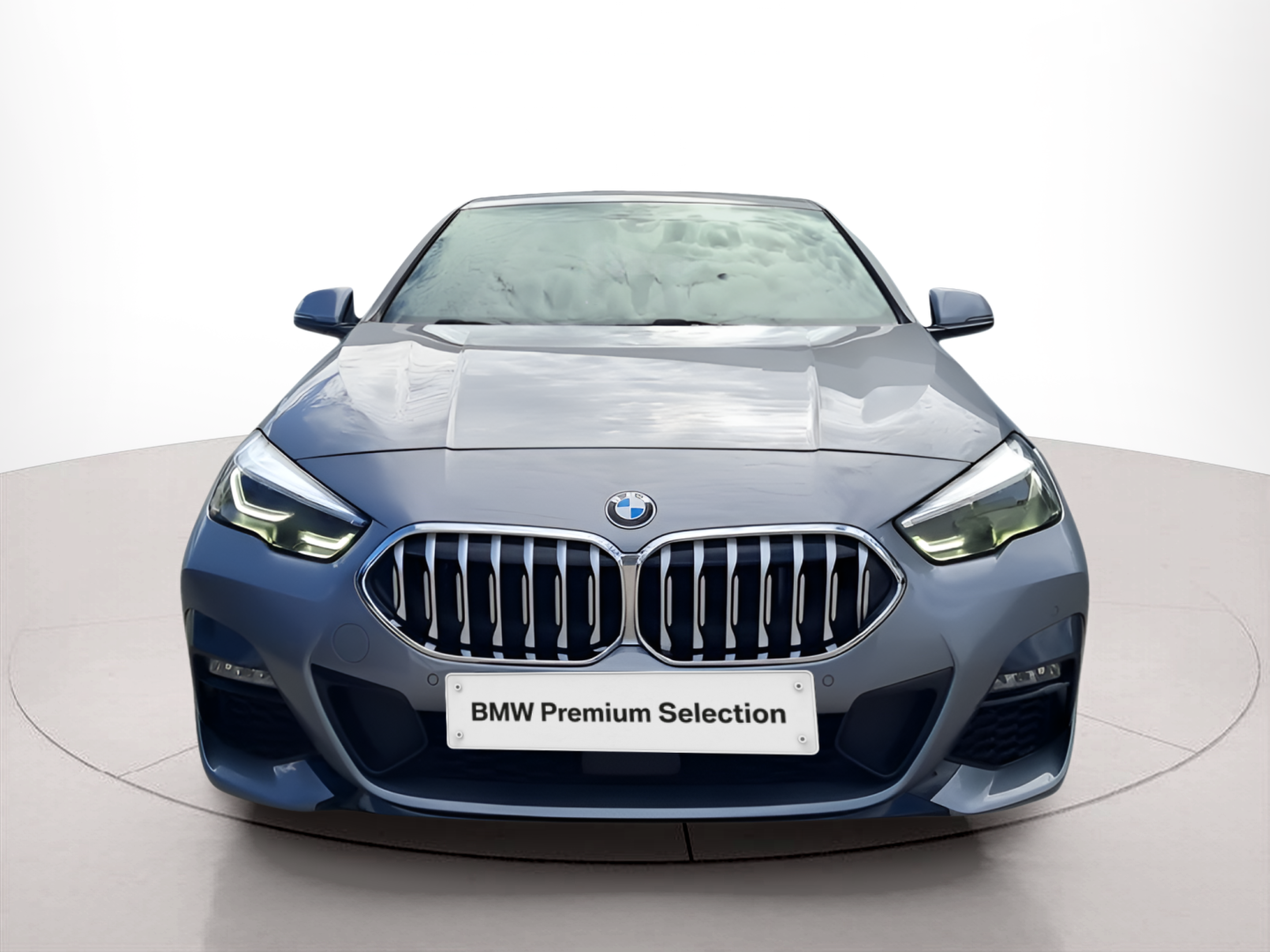 Fotos de BMW Série 2 216d Gran Coupe color Gris. Año 2024. 85KW(116CV). Diesel. En concesionario Caetano Portimão de Portimão