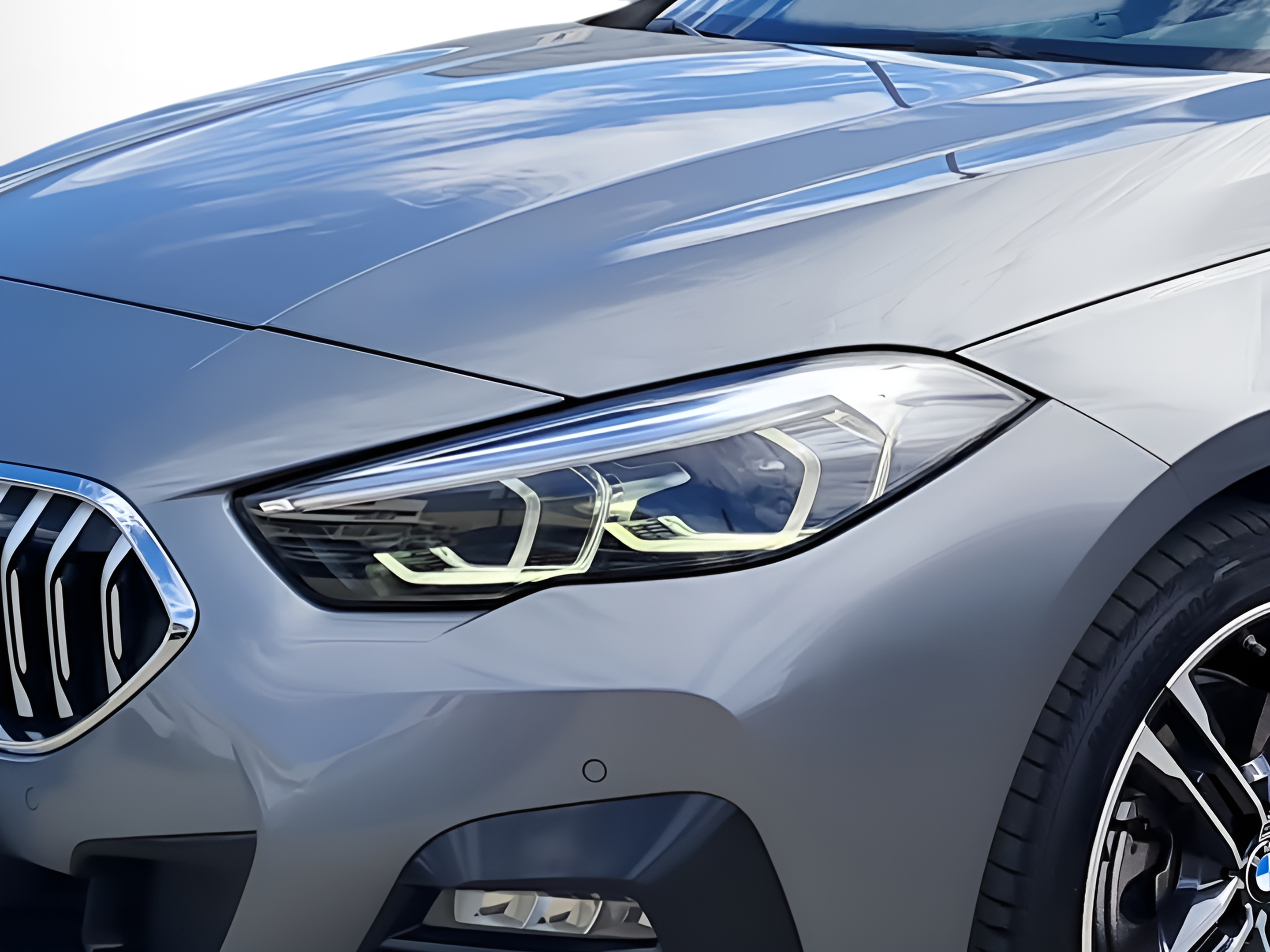 BMW Série 2 216d Gran Coupe color Gris. Año 2024. 85KW(116CV). Diesel. En concesionario Caetano Portimão de Portimão