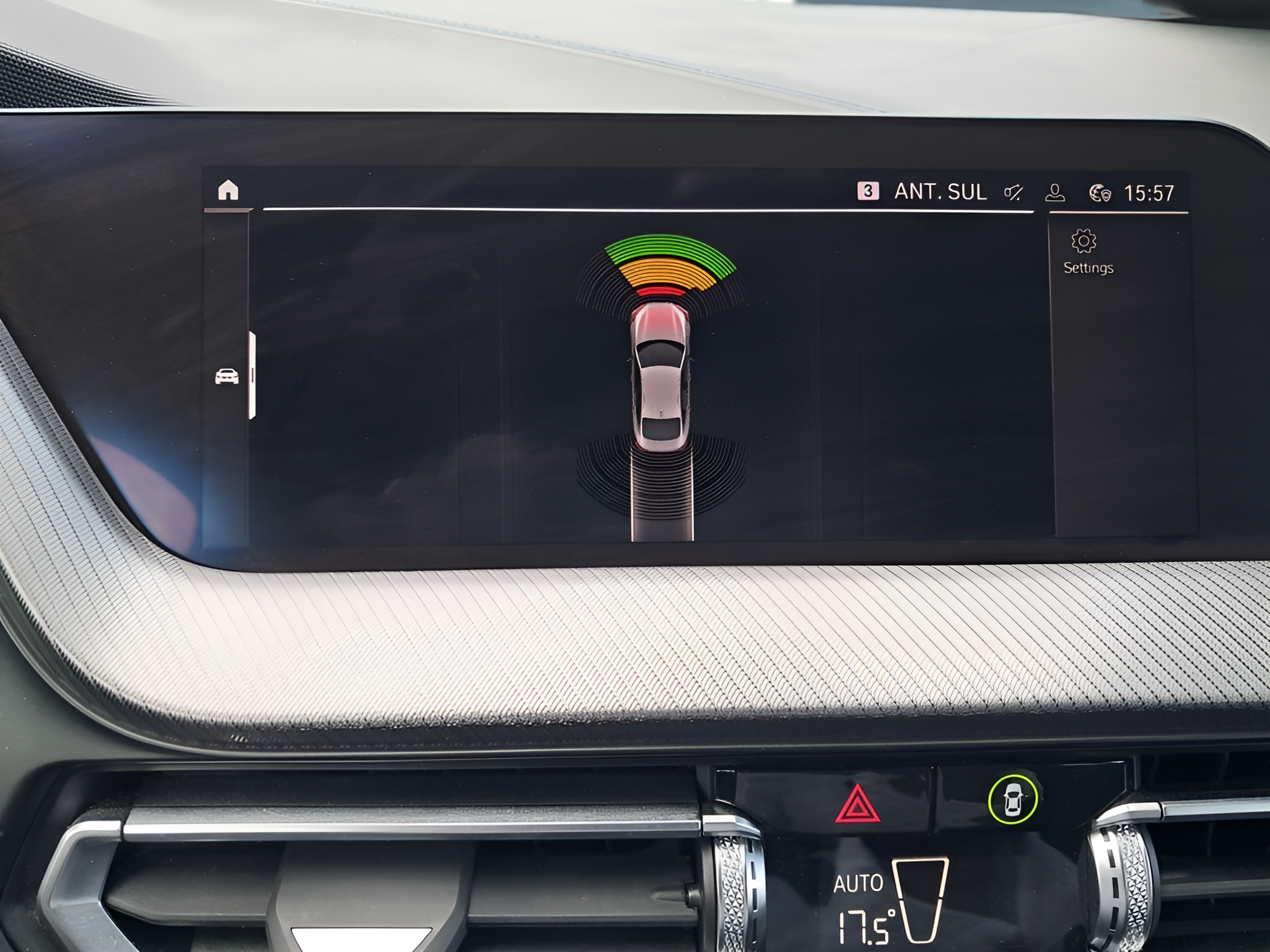 BMW Série 2 216d Gran Coupe color Gris. Año 2024. 85KW(116CV). Diesel. En concesionario Caetano Portimão de Portimão