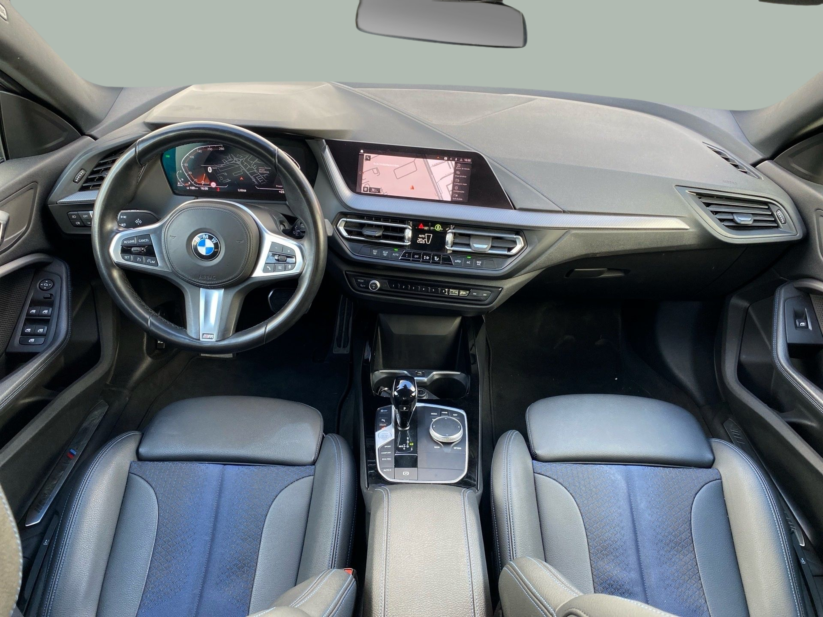 BMW Série 2 216d Gran Coupe color Gris Plata. Año 2024. 85KW(116CV). Diesel. En concesionario Caetano Baviera Lisboa de Lisboa