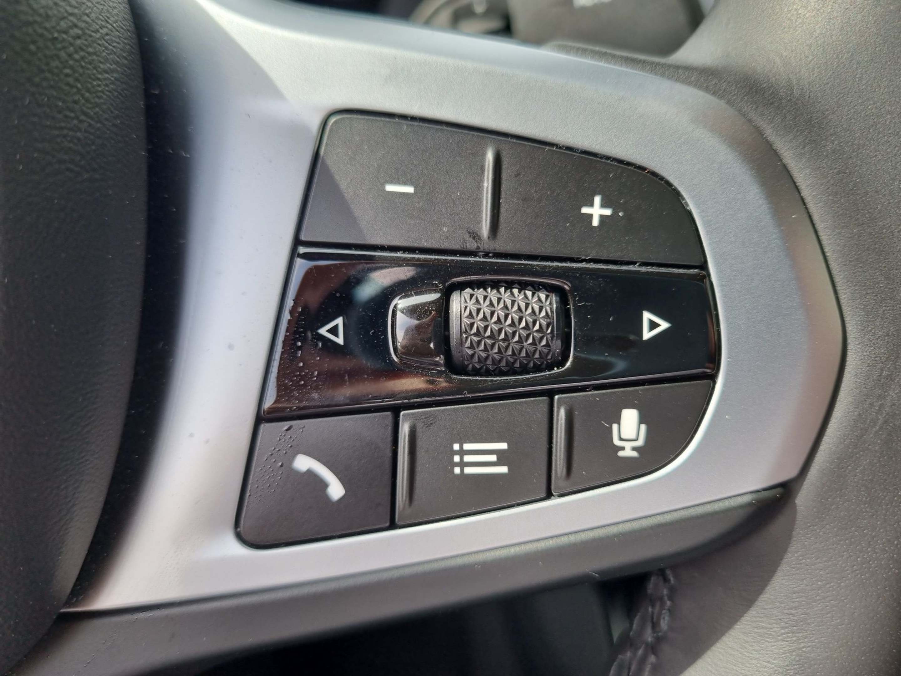 BMW Série 2 216d Gran Coupe color Gris. Año 2024. 85KW(116CV). Diesel. En concesionario Caetano Baviera Aveiro de Aveiro