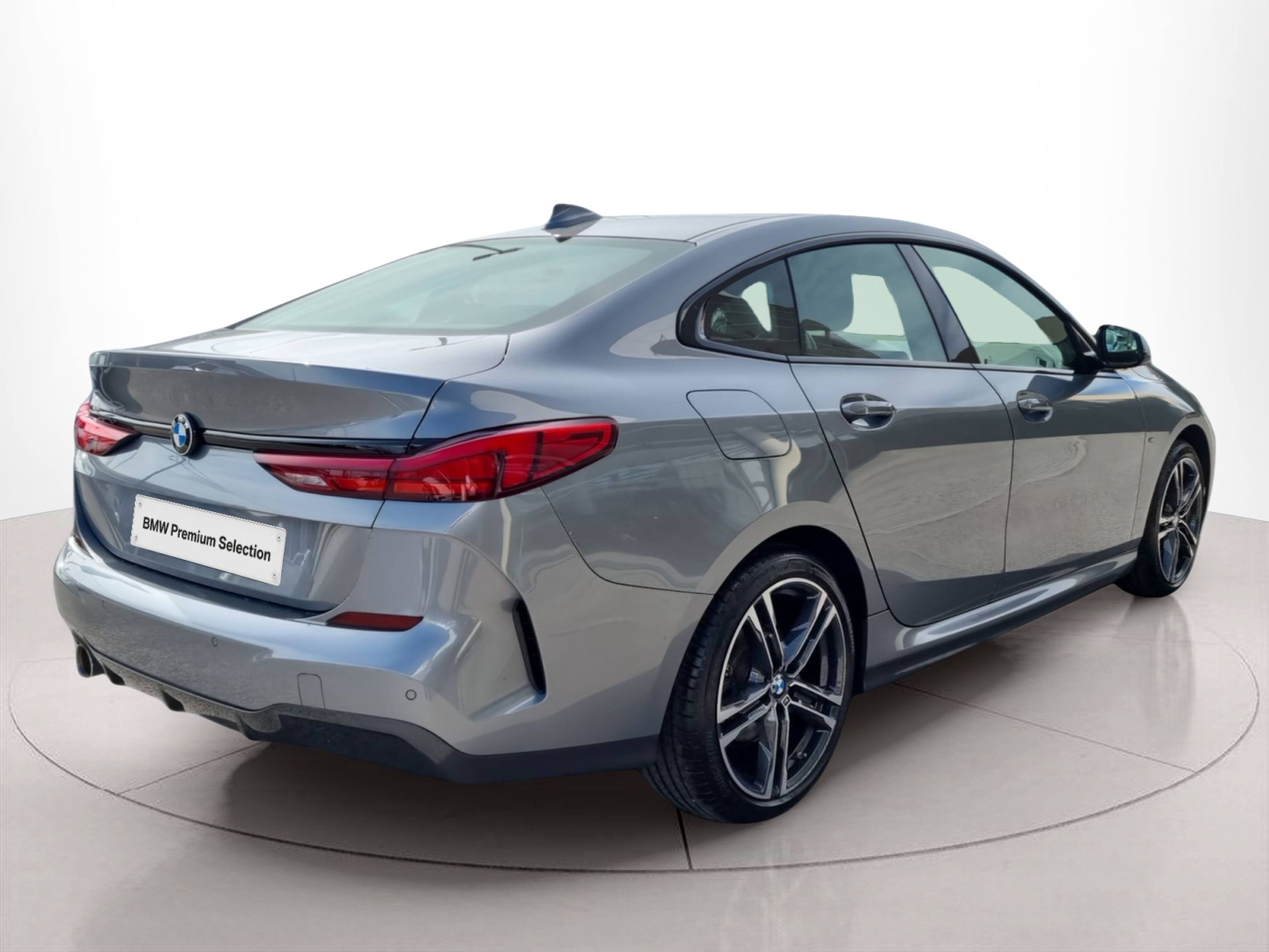 BMW Série 2 216d Gran Coupe color Gris. Año 2024. 85KW(116CV). Diesel. En concesionario Caetano Baviera Aveiro de Aveiro