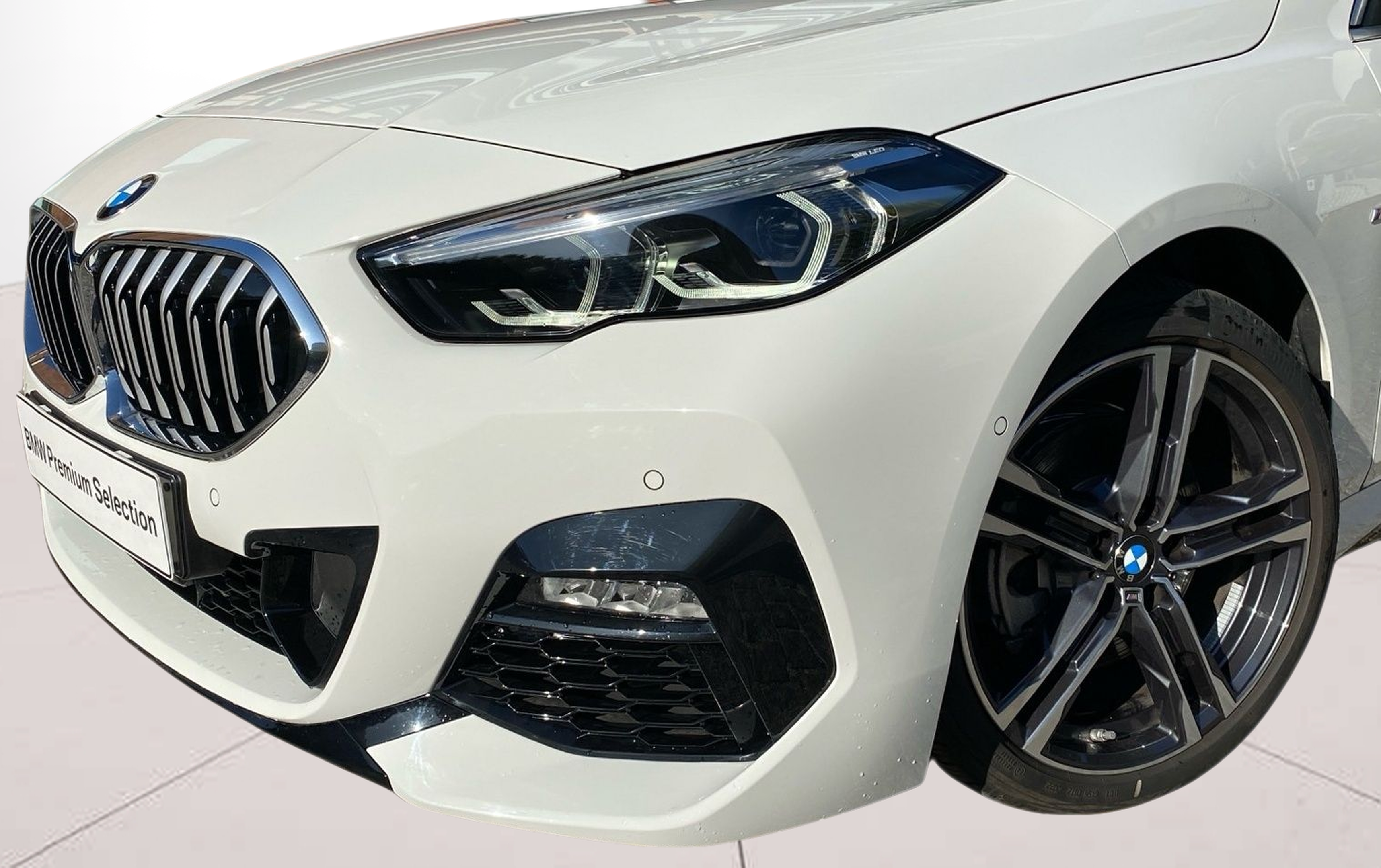 BMW Série 2 216d Gran Coupe color Blanco. Año 2020. 85KW(116CV). Diesel. En concesionario Caetano Baviera Cascais de Cascais