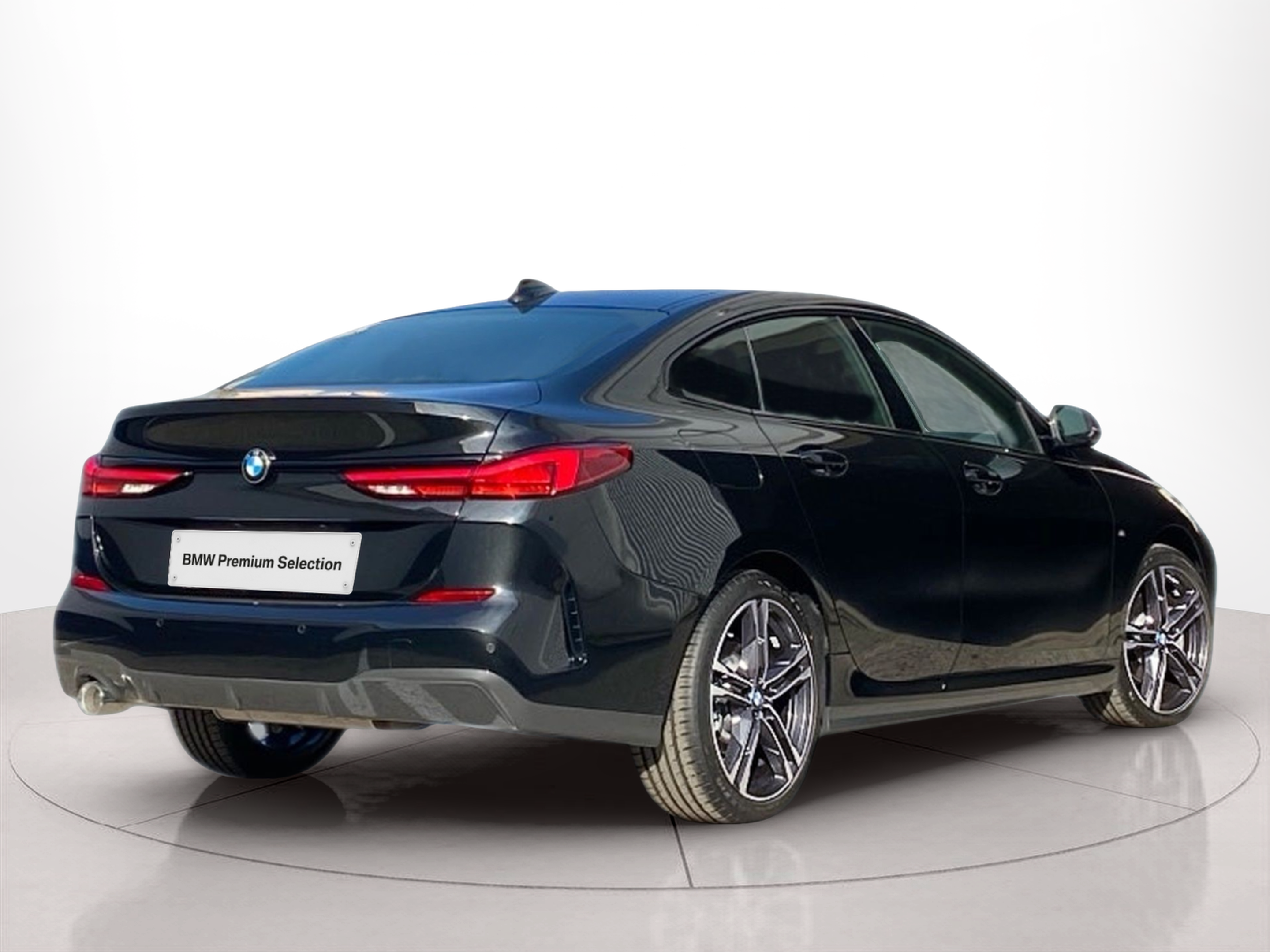 BMW Série 2 216d Gran Coupe color Negro. Año 2024. 85KW(116CV). Diesel. En concesionario Caetano Baviera Lisboa de Lisboa