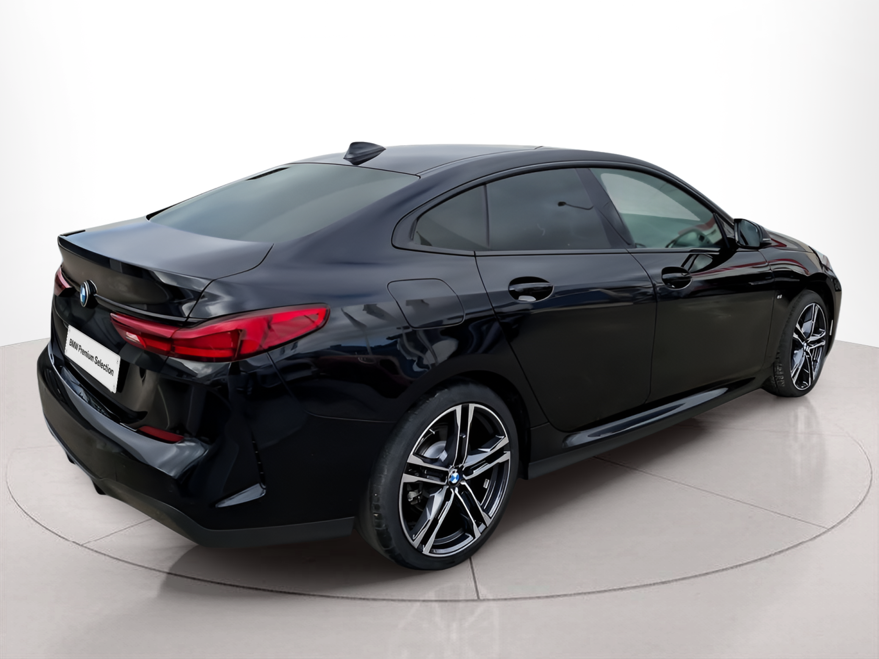 BMW Série 2 216d Gran Coupe color Negro. Año 2024. 85KW(116CV). Diesel. En concesionario Caetano Portimão de Portimão