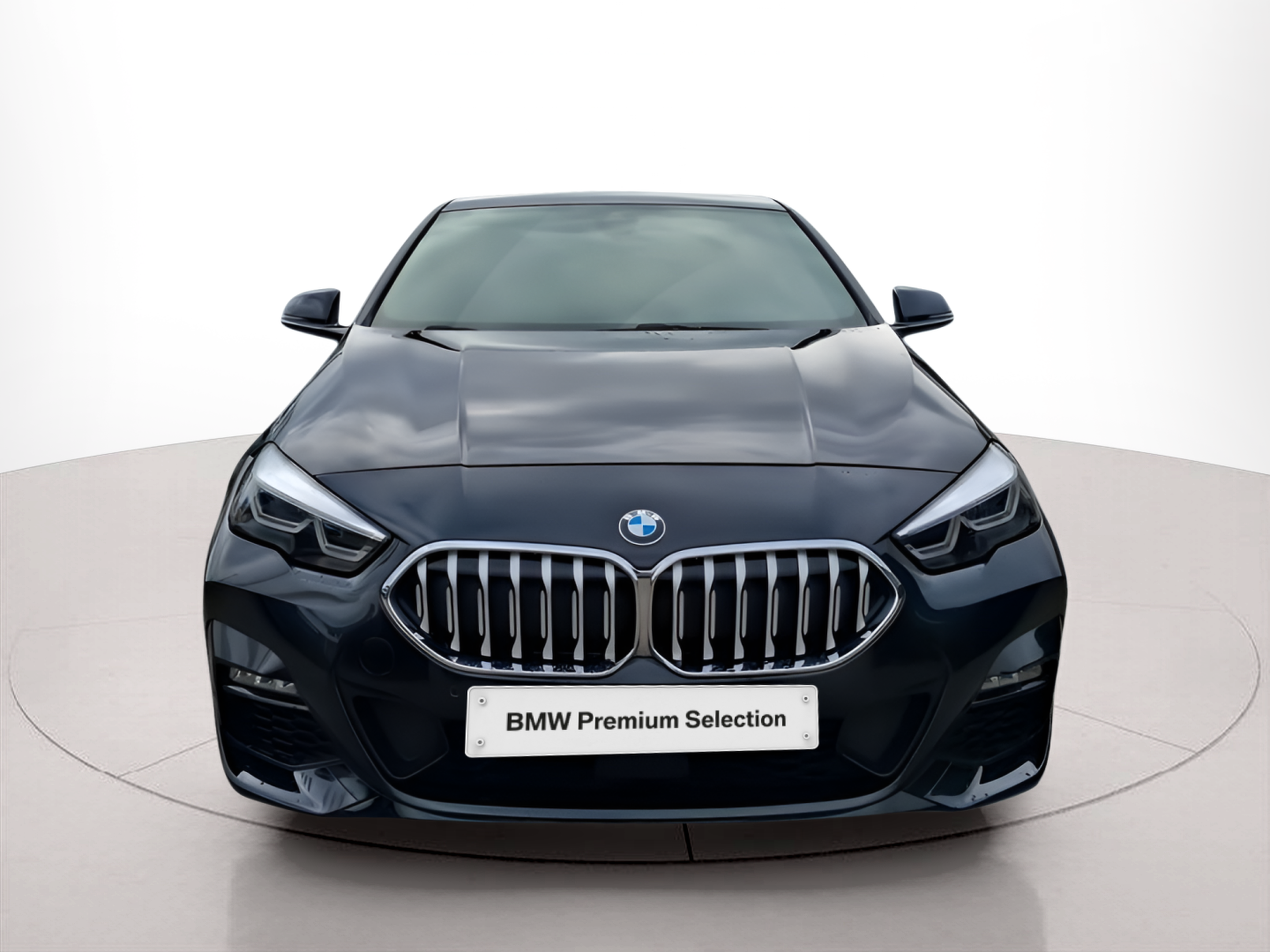 Fotos de BMW Série 2 216d Gran Coupe color Negro. Año 2024. 85KW(116CV). Diesel. En concesionario Caetano Portimão de Portimão