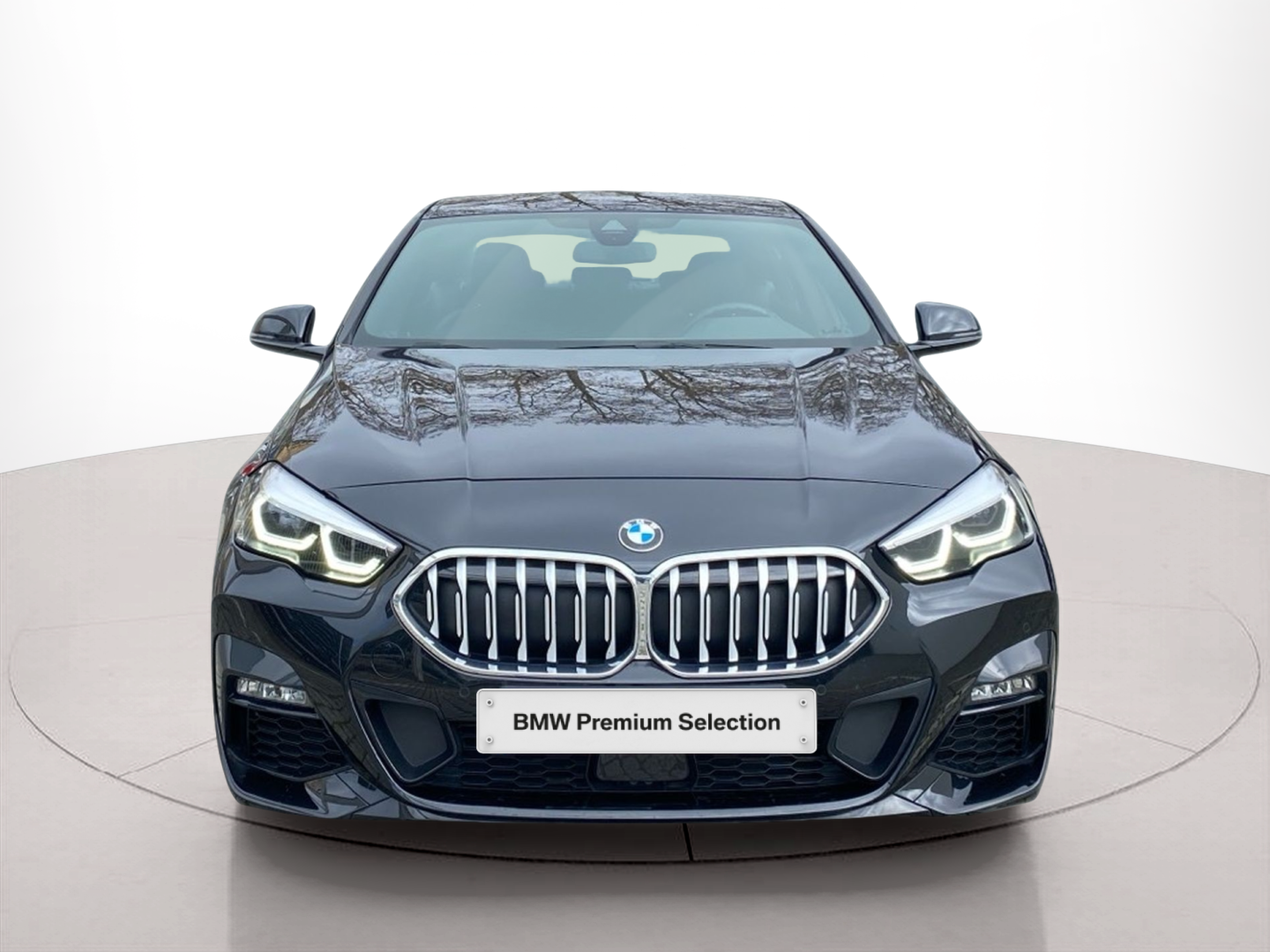 Fotos de BMW Série 2 216d Gran Coupe color Negro. Año 2024. 85KW(116CV). Diesel. En concesionario Caetano Cascais de Cascais