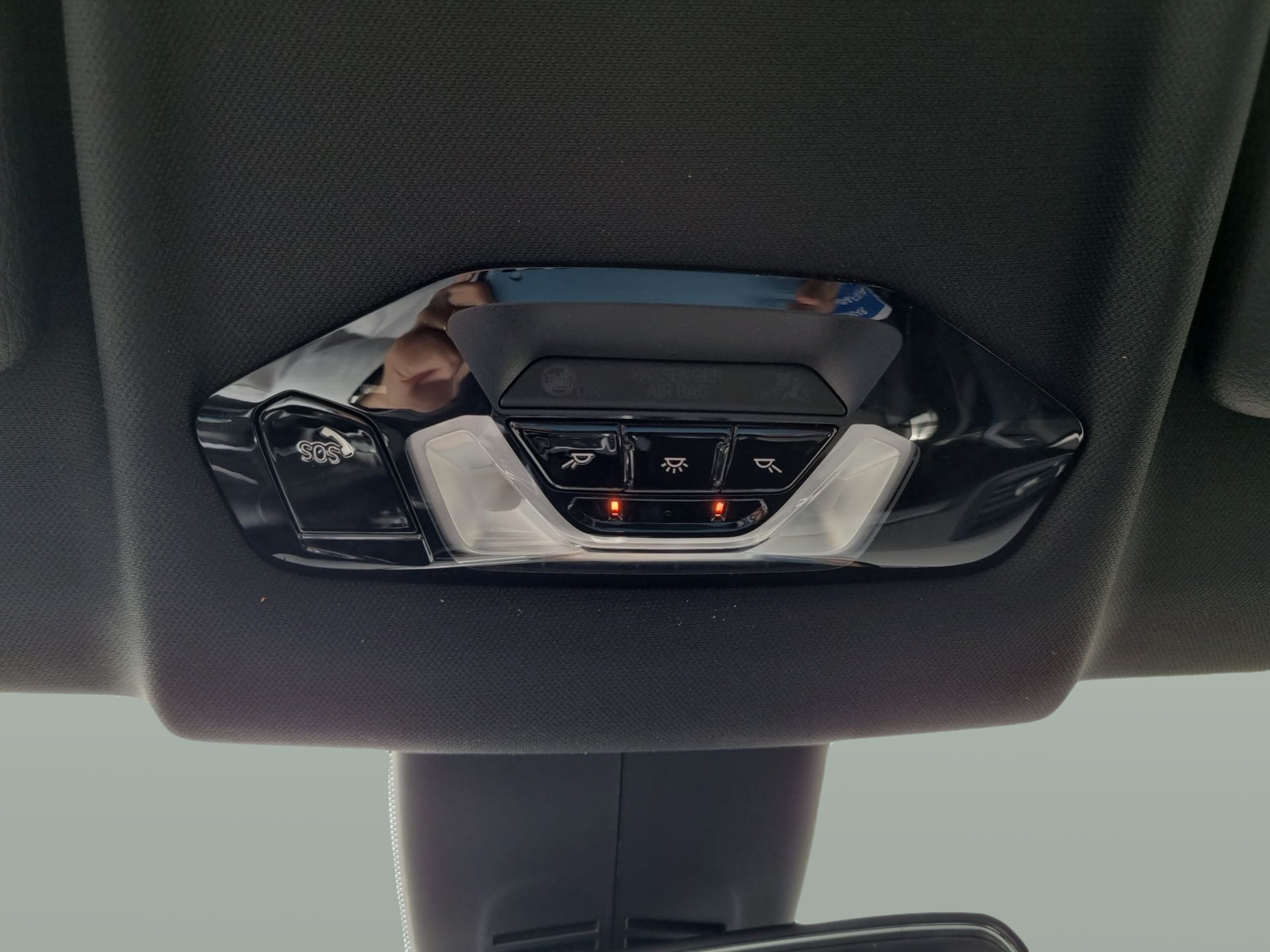 BMW Série 2 216d Gran Coupe color Gris Plata. Año 2024. 85KW(116CV). Diesel. En concesionario Caetano Baviera Santa Maria da Feira de Santa Maria da Feira