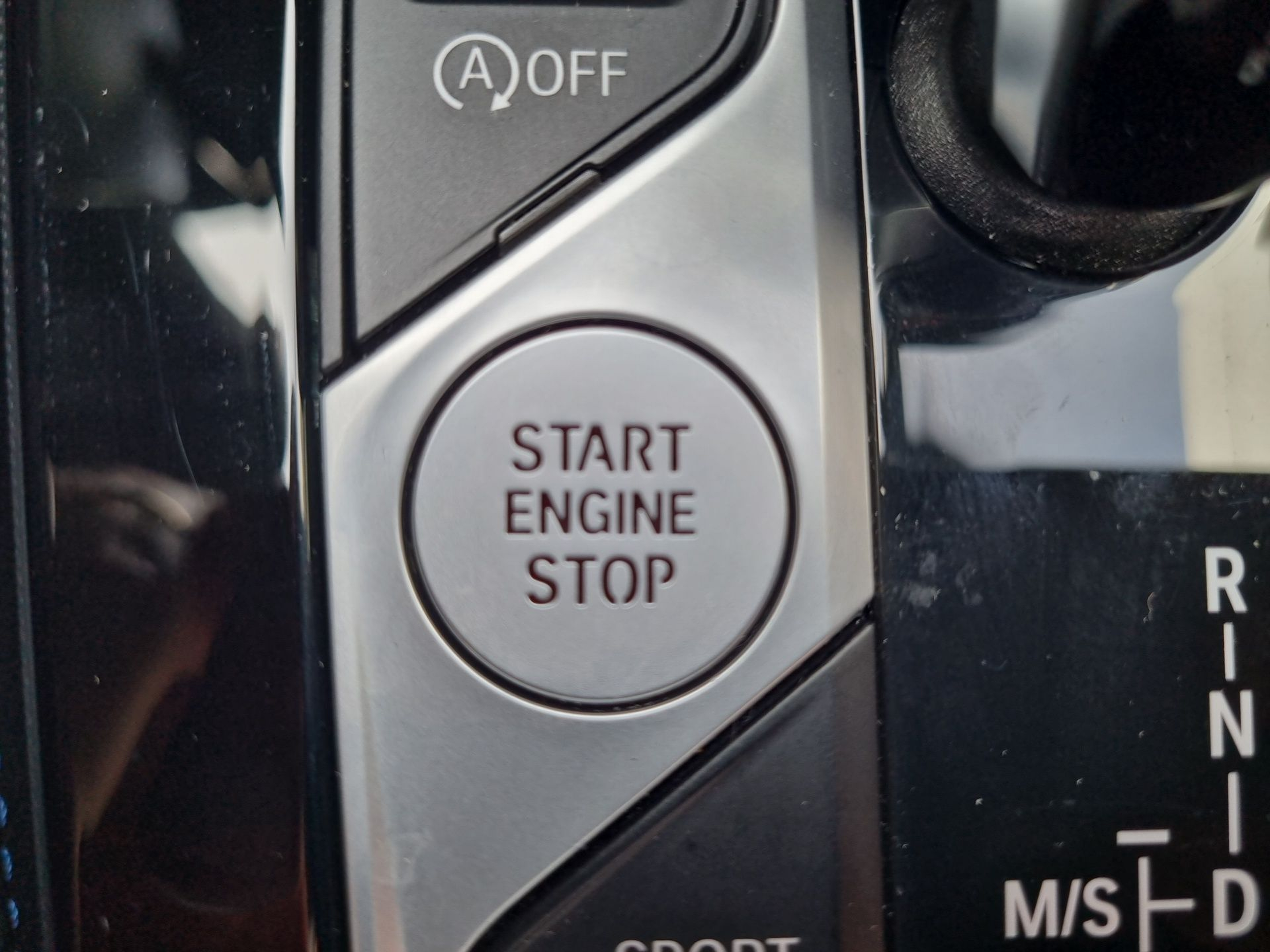 BMW Série 2 216d Gran Coupe color Gris Plata. Año 2024. 85KW(116CV). Diesel. En concesionario Caetano Baviera Santa Maria da Feira de Santa Maria da Feira