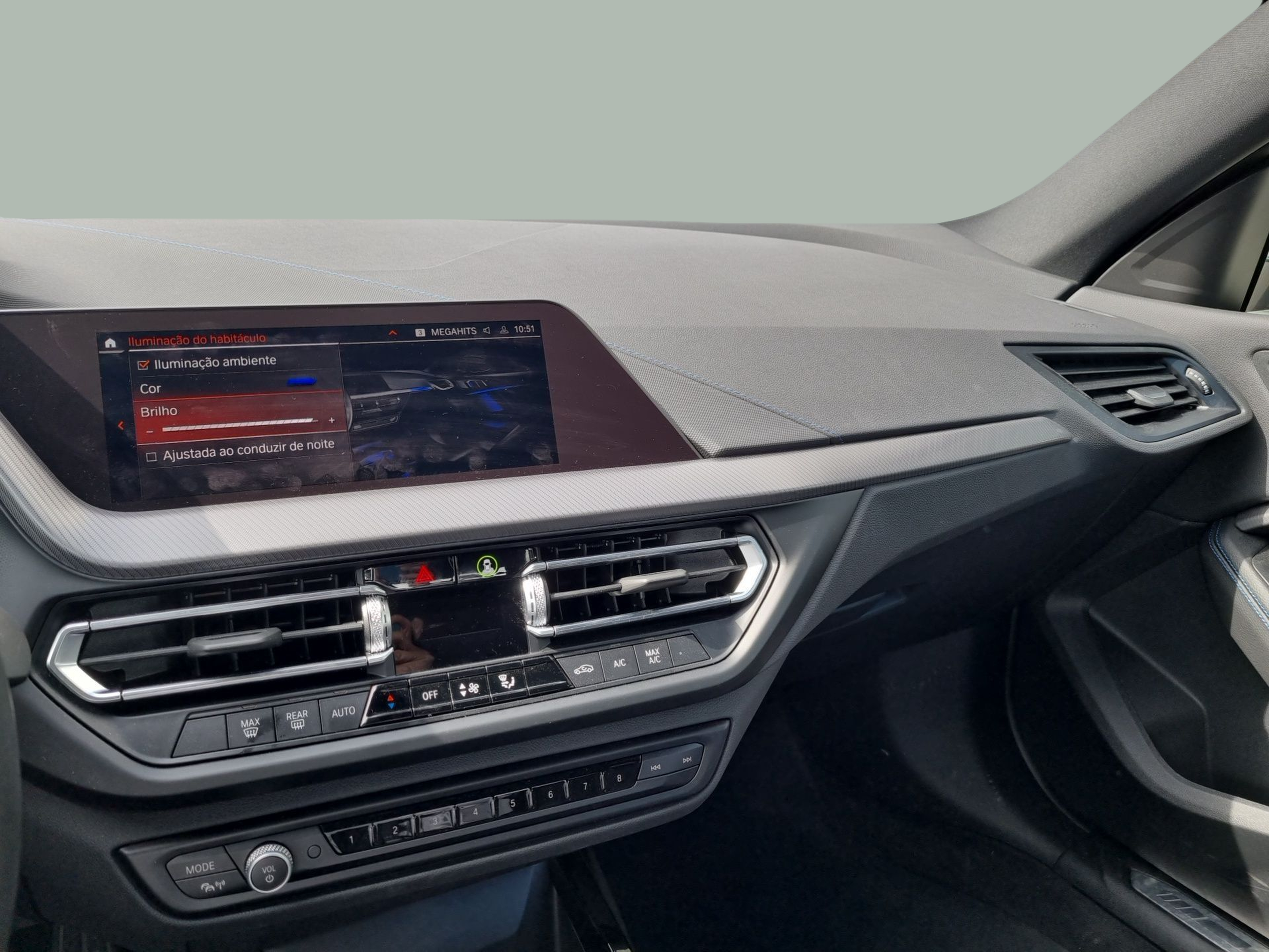 BMW Série 2 216d Gran Coupe color Gris Plata. Año 2024. 85KW(116CV). Diesel. En concesionario Caetano Baviera Santa Maria da Feira de Santa Maria da Feira