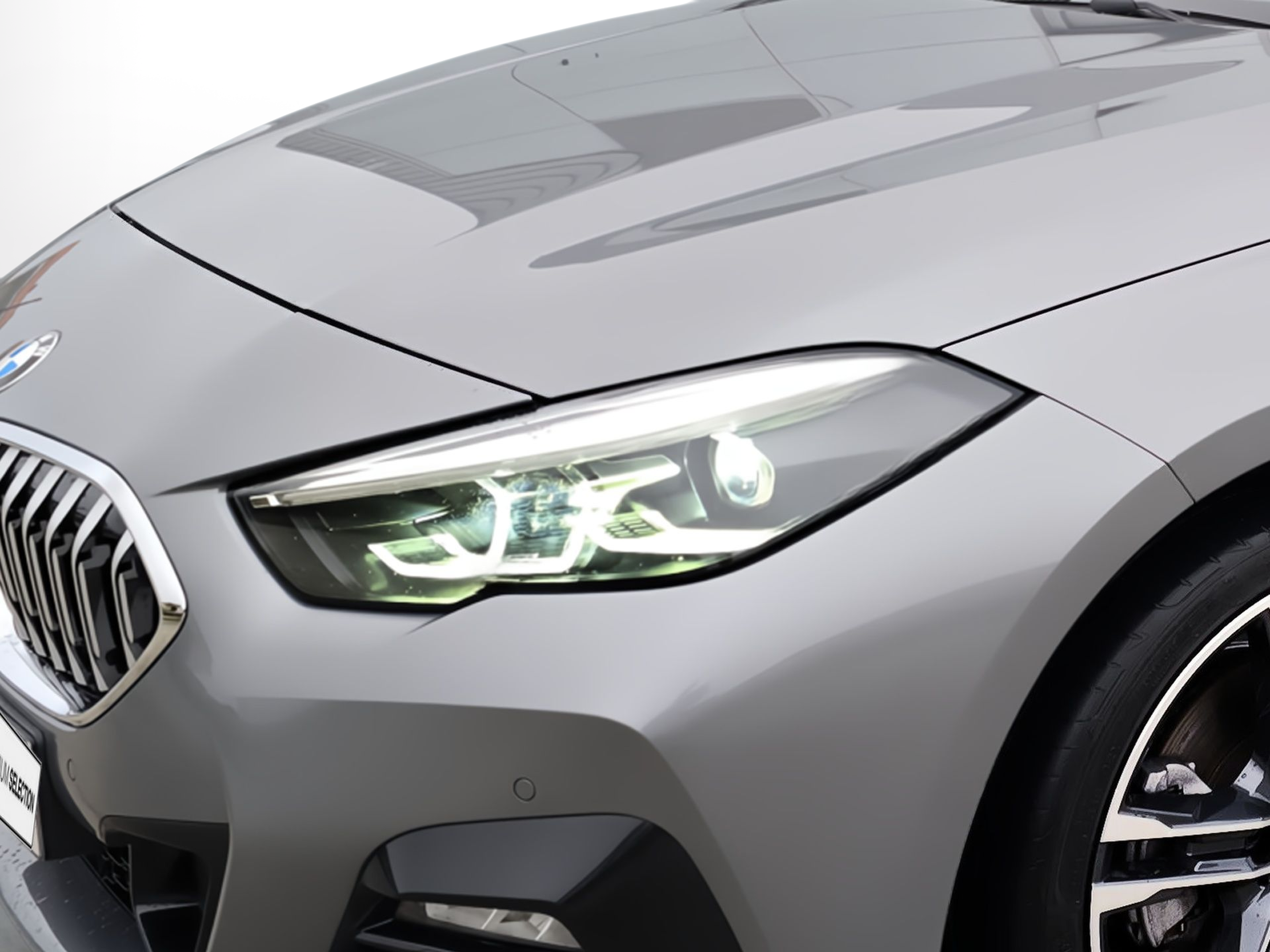 BMW Série 2 216d Gran Coupe color Gris. Año 2024. 85KW(116CV). Diesel. En concesionario Caetano Santa Maria da Feira de Santa Maria da Feira