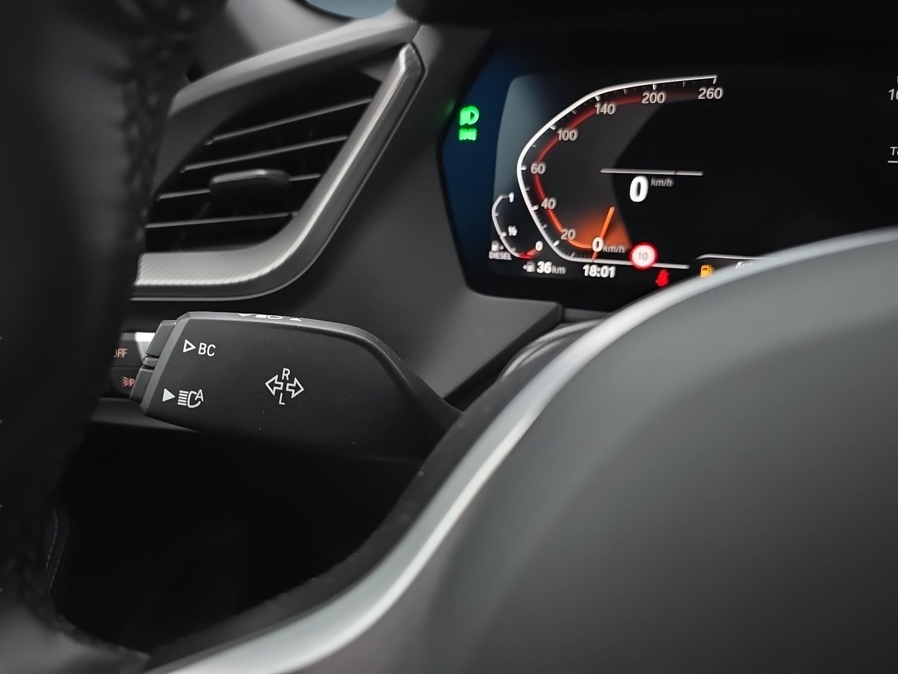 BMW Série 2 216d Gran Coupe color Gris. Año 2024. 85KW(116CV). Diesel. En concesionario Caetano Santa Maria da Feira de Santa Maria da Feira