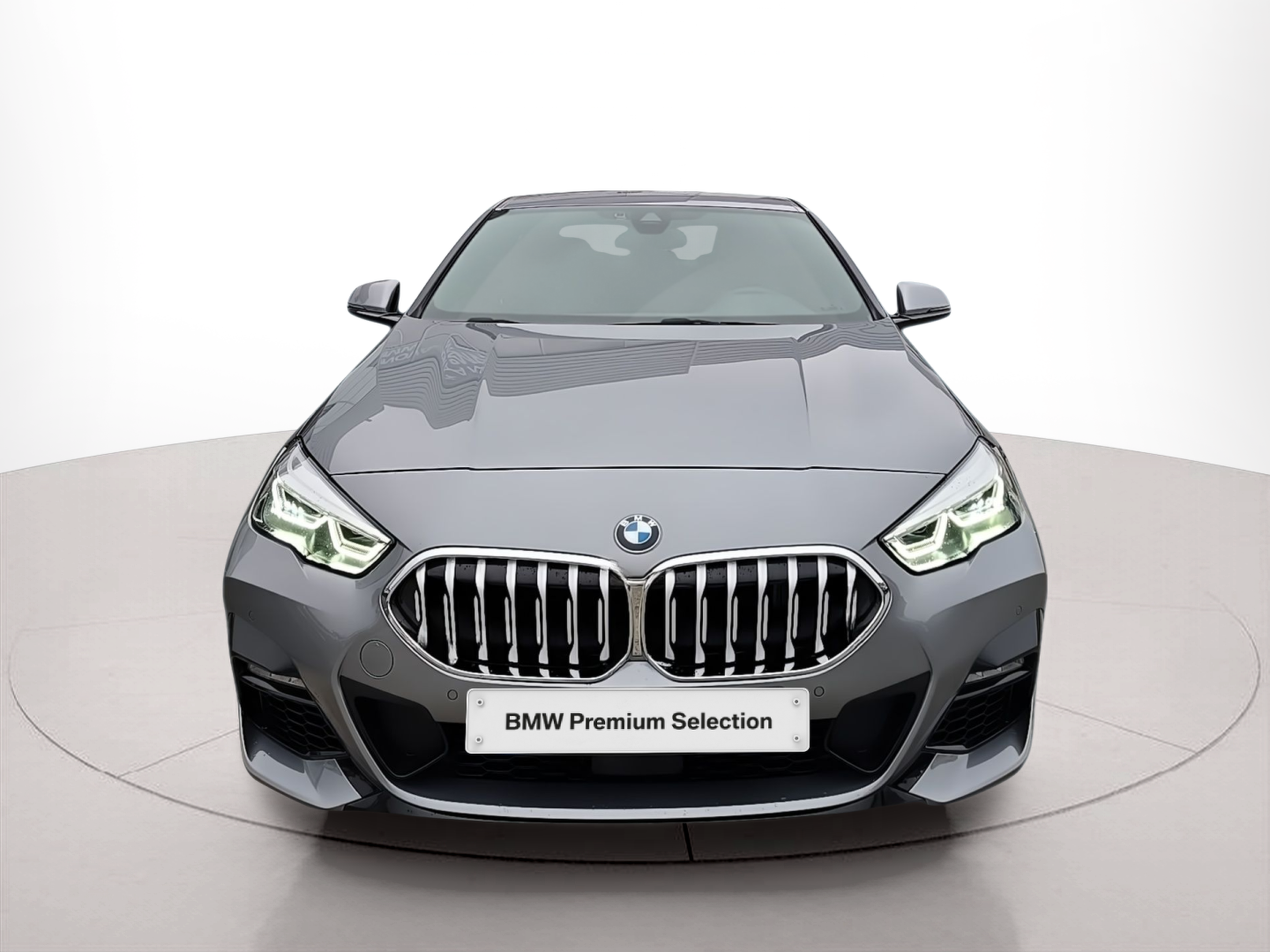 Fotos de BMW Série 2 216d Gran Coupe color Gris. Año 2024. 85KW(116CV). Diesel. En concesionario Caetano Santa Maria da Feira de Santa Maria da Feira