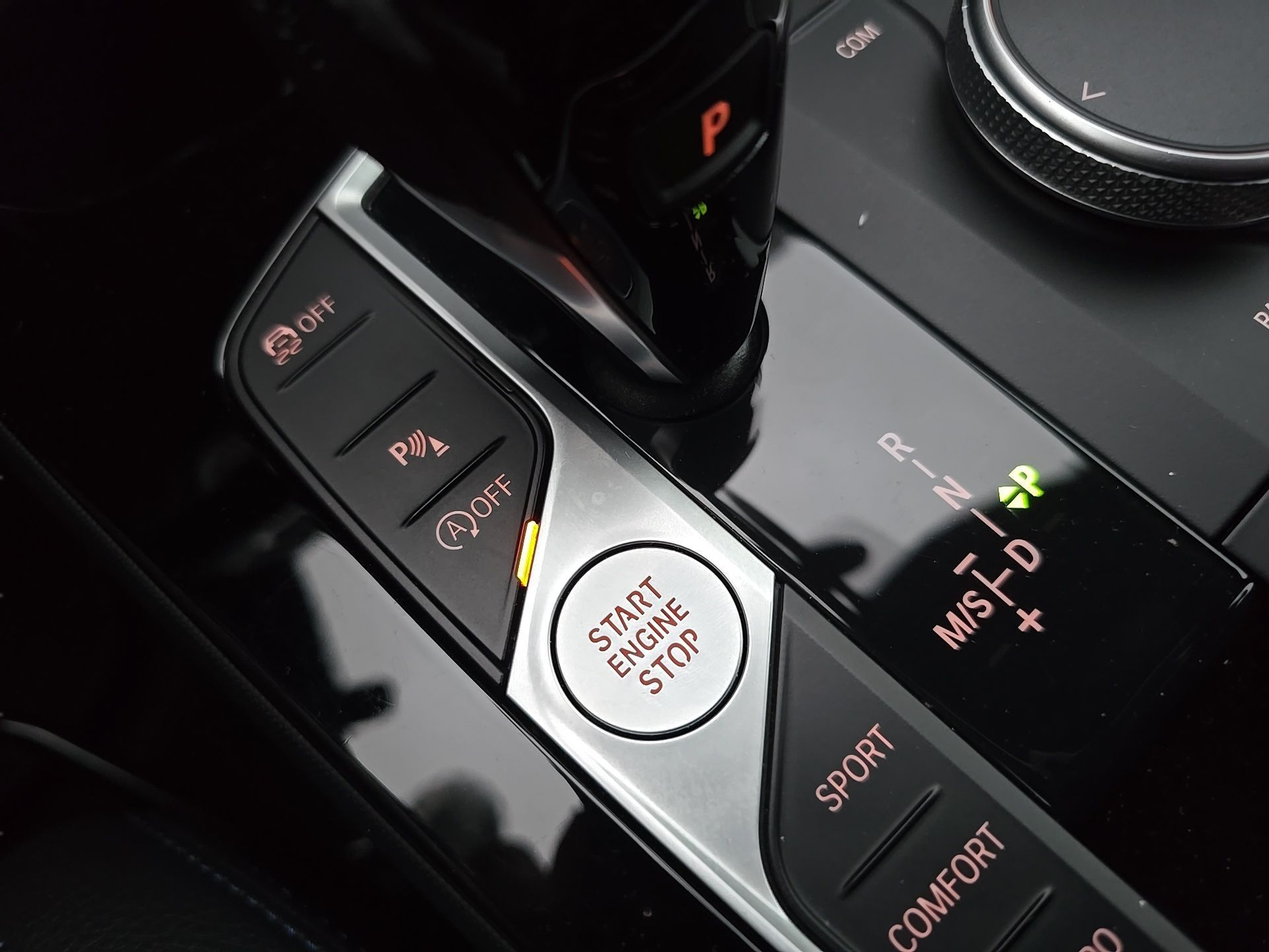 BMW Série 2 216d Gran Coupe color Gris. Año 2024. 85KW(116CV). Diesel. En concesionario Caetano Santa Maria da Feira de Santa Maria da Feira