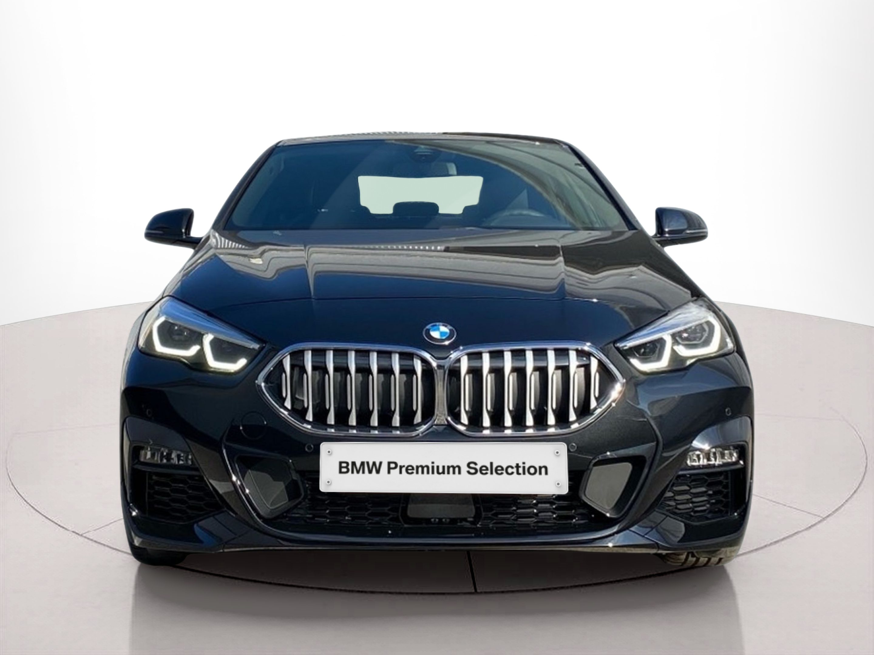 Fotos de BMW Série 2 216d Gran Coupe color Negro. Año 2024. 85KW(116CV). Diesel. En concesionario Caetano Baviera Cascais de Cascais