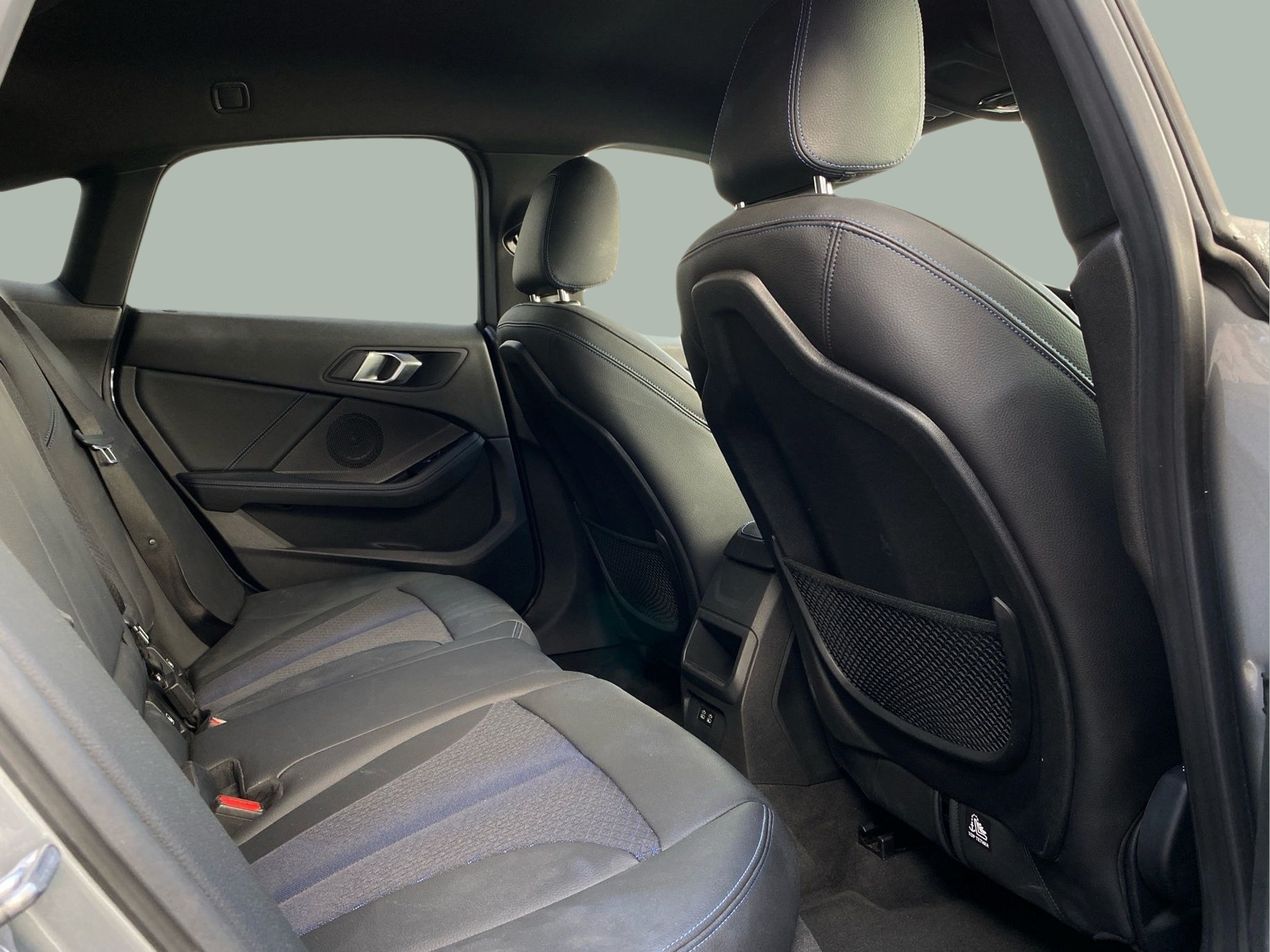 BMW Série 2 216d Gran Coupe color Gris. Año 2024. 85KW(116CV). Diesel. En concesionario Caetano Baviera Cascais de Cascais