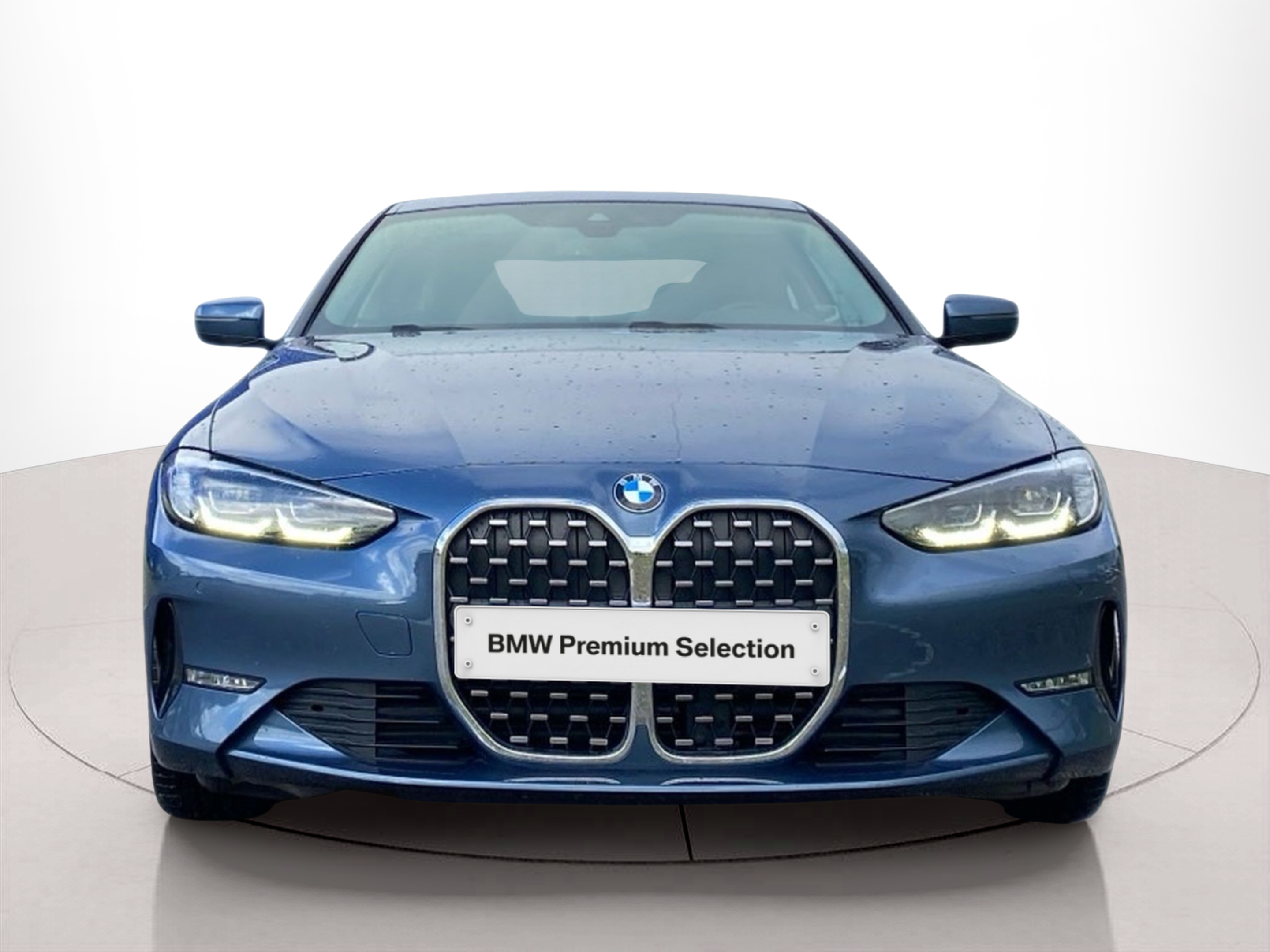 Fotos de BMW Série 4 420d Coupe color Azul. Año 2021. 140KW(190CV). Diesel. En concesionario Caetano Cascais de Cascais