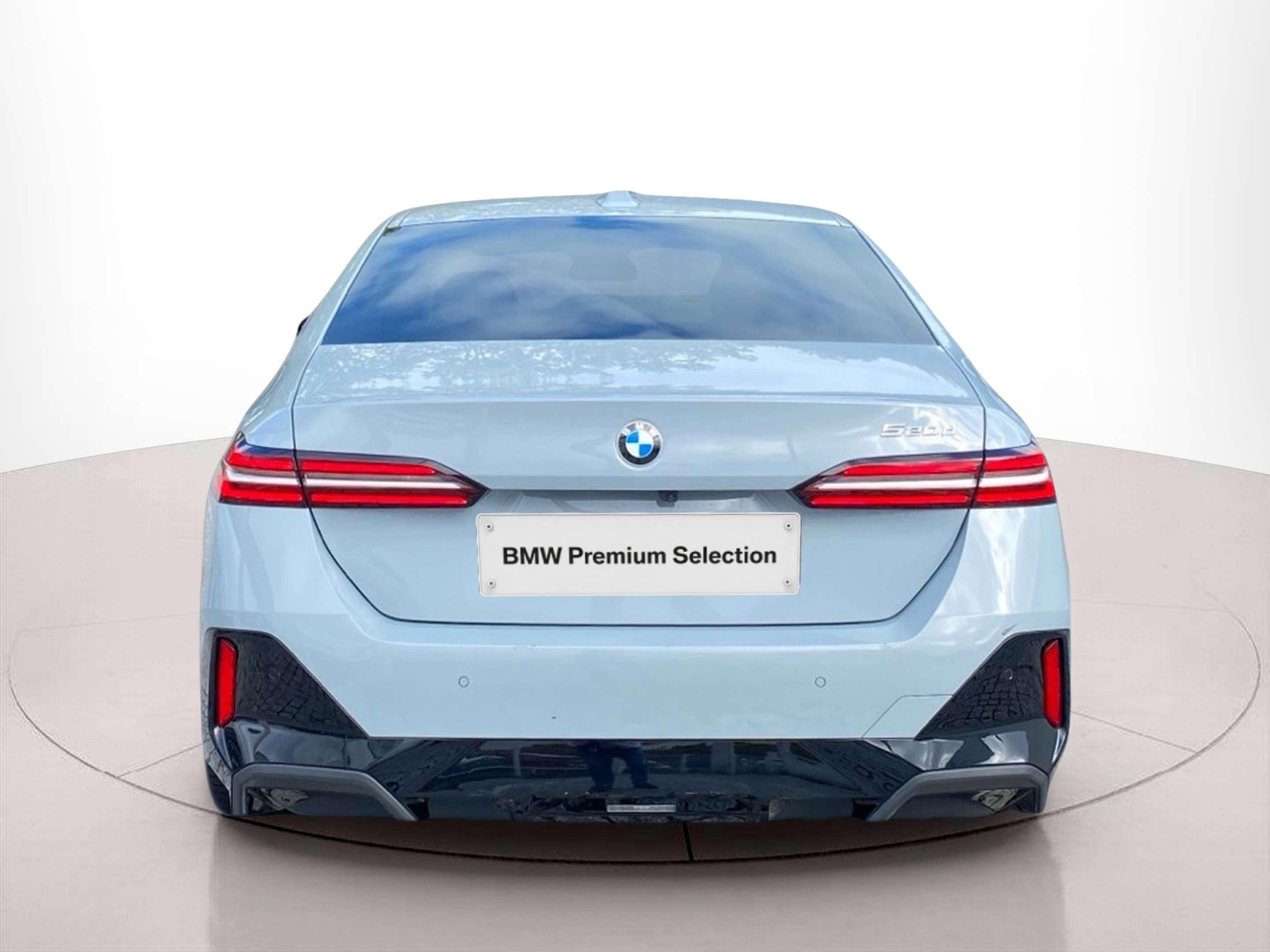 BMW Série 5 520d Berlina color Gris. Año 2024. 145KW(197CV). Diesel. En concesionario Caetano Lisboa de Lisboa