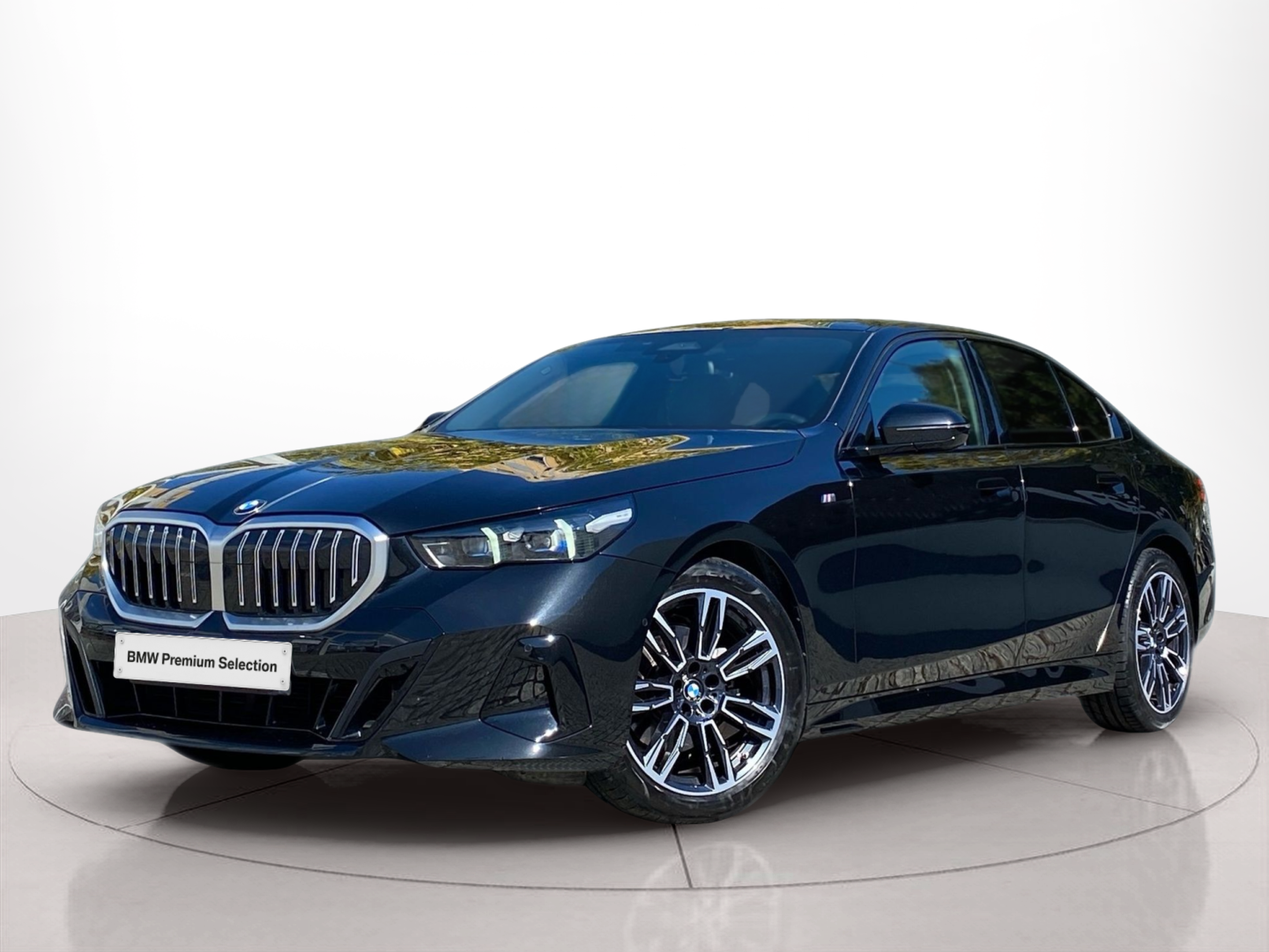 Fotos de BMW Série 5 520d Berlina color Negro. Año 2024. 145KW(197CV). Diesel. En concesionario Caetano Baviera Lisboa de Lisboa