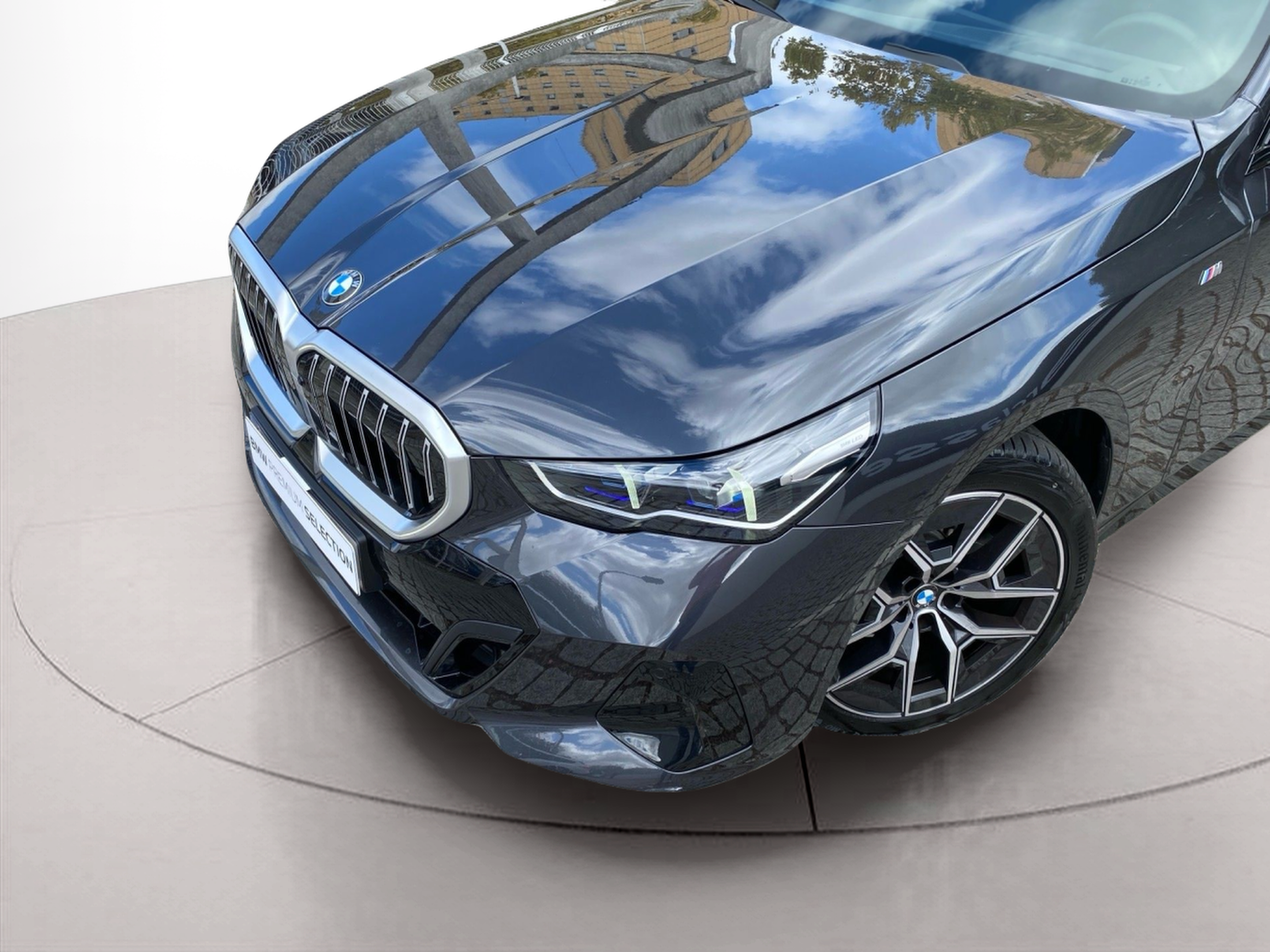 BMW Série 5 520d Touring color Gris. Año 2025. 145KW(197CV). Diesel. En concesionario Caetano Baviera Lisboa de Lisboa