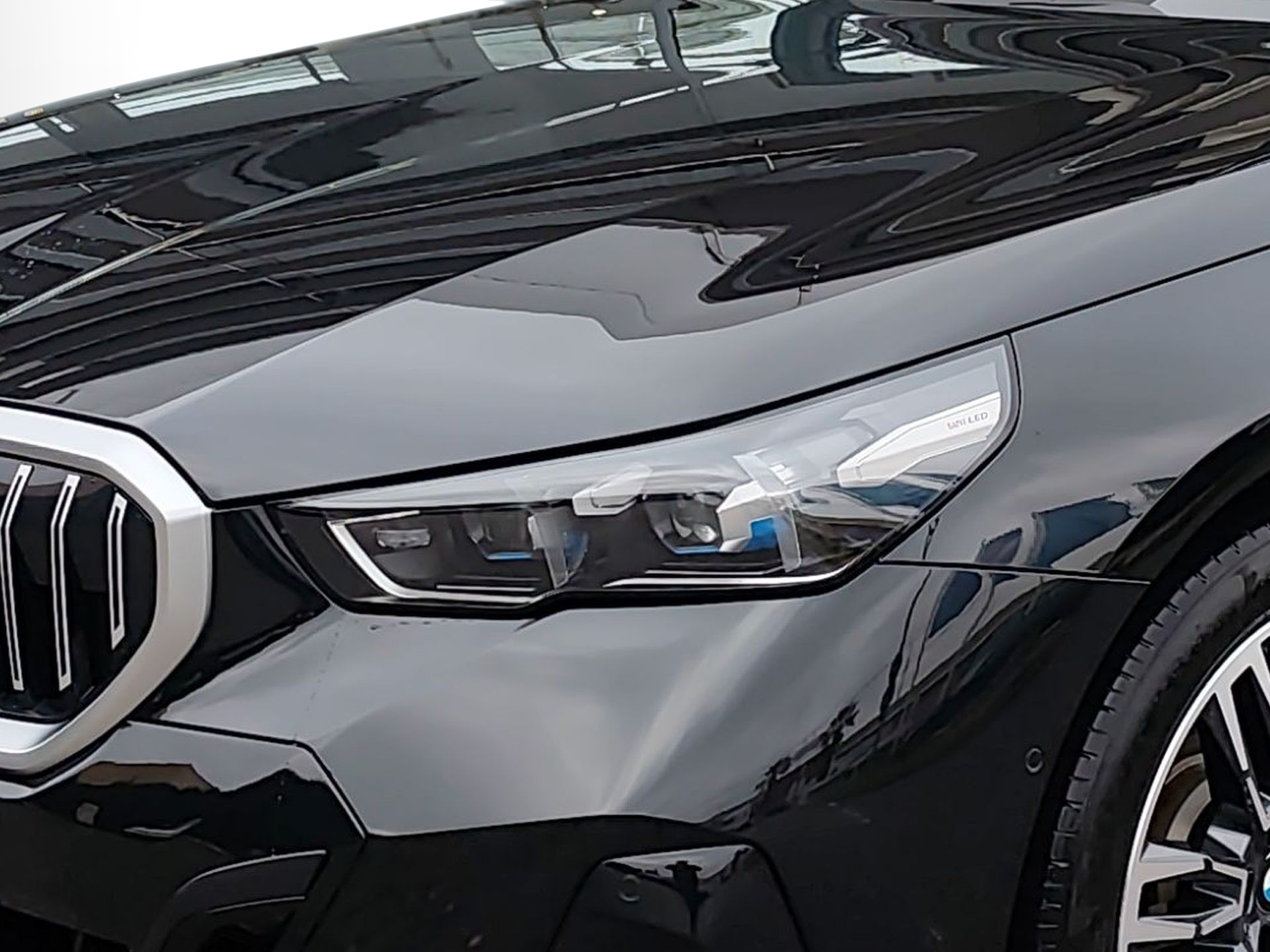 BMW Série 5 520d Touring color Negro. Año 2025. 145KW(197CV). Diesel. En concesionario Caetano Aveiro de Aveiro