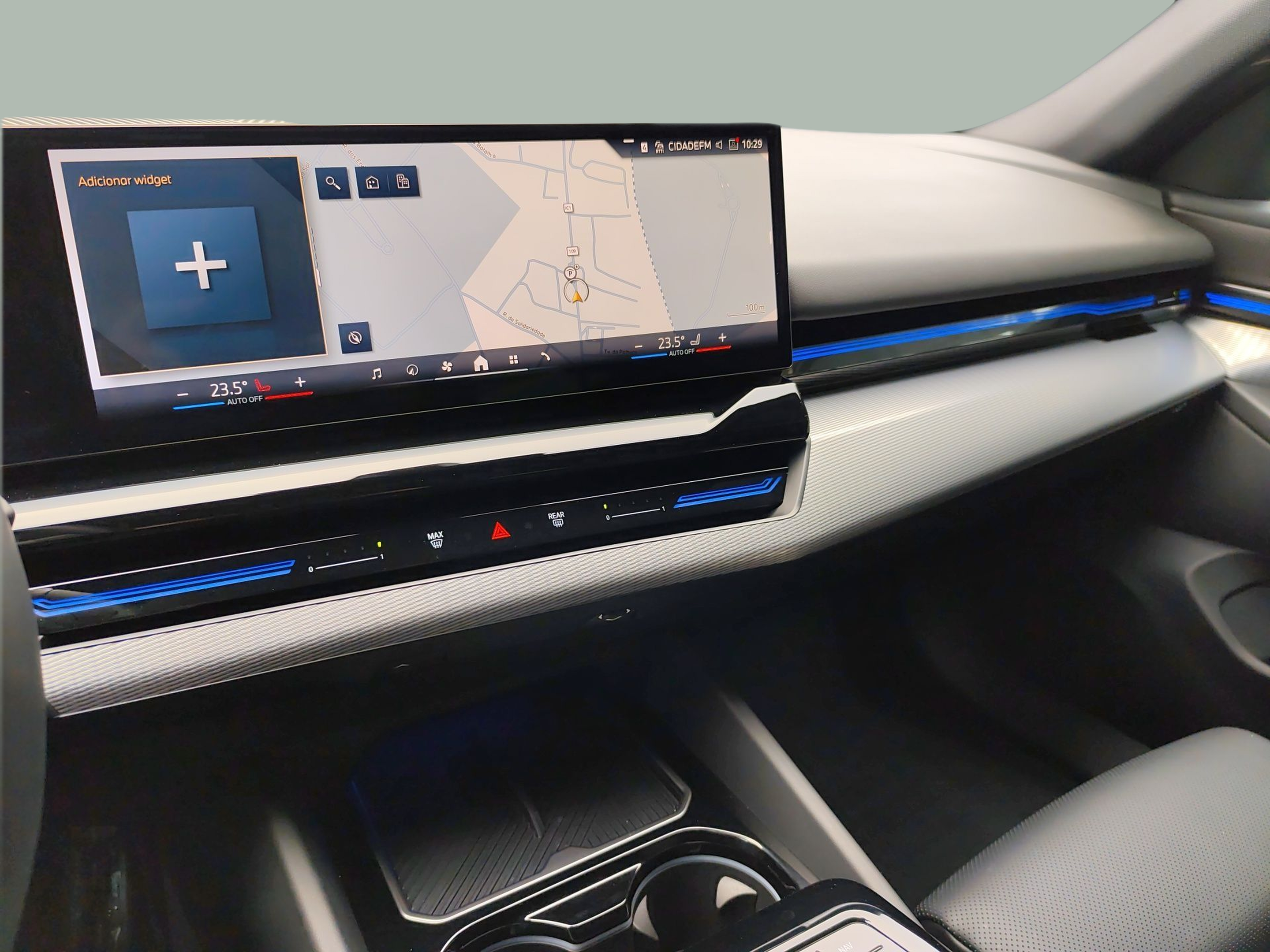 BMW Série 5 520d Touring color Negro. Año 2025. 145KW(197CV). Diesel. En concesionario Caetano Aveiro de Aveiro