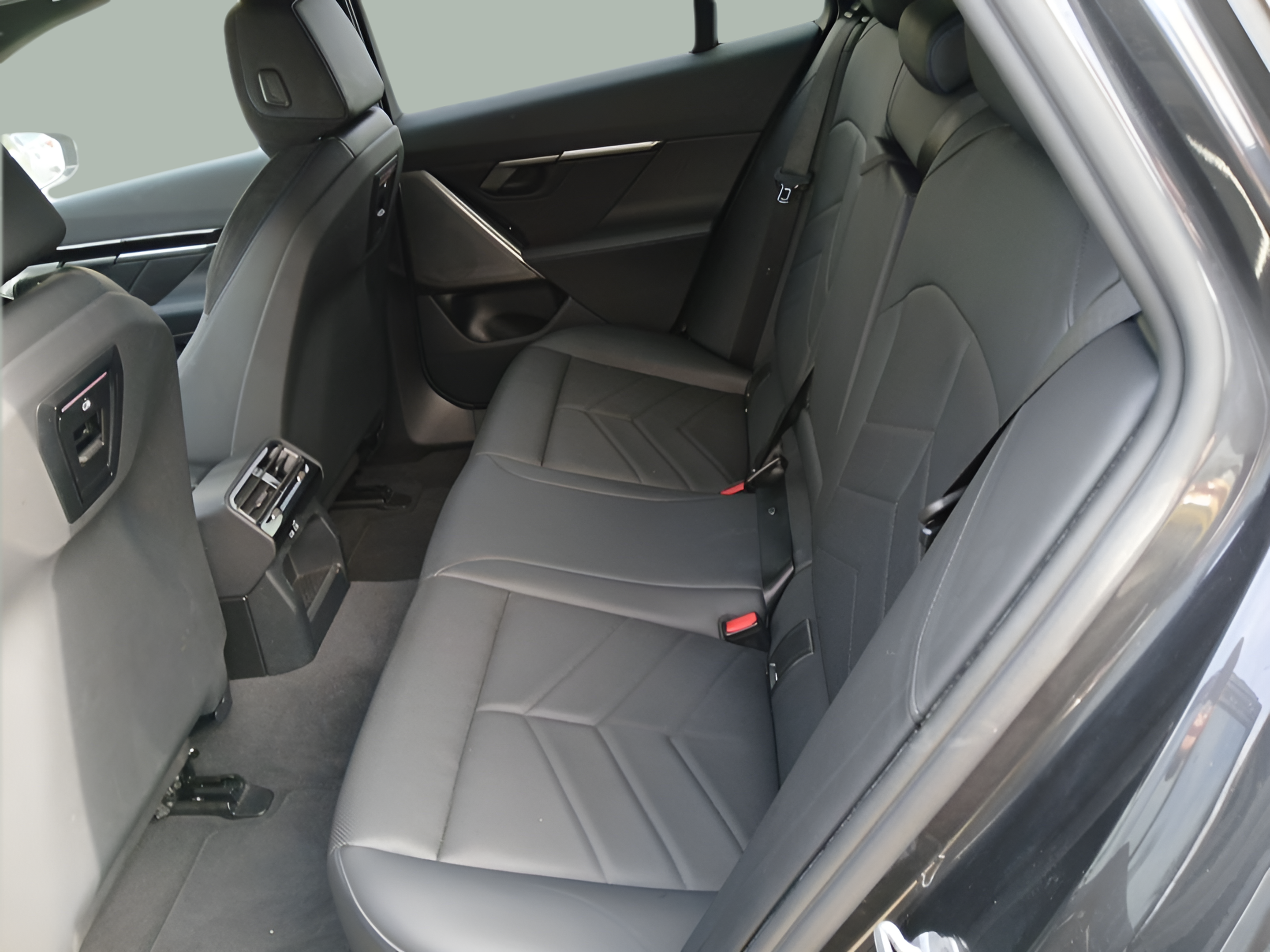 BMW Série 5 520d Touring color Gris. Año 2025. 145KW(197CV). Diesel. En concesionario Caetano Faro de Faro