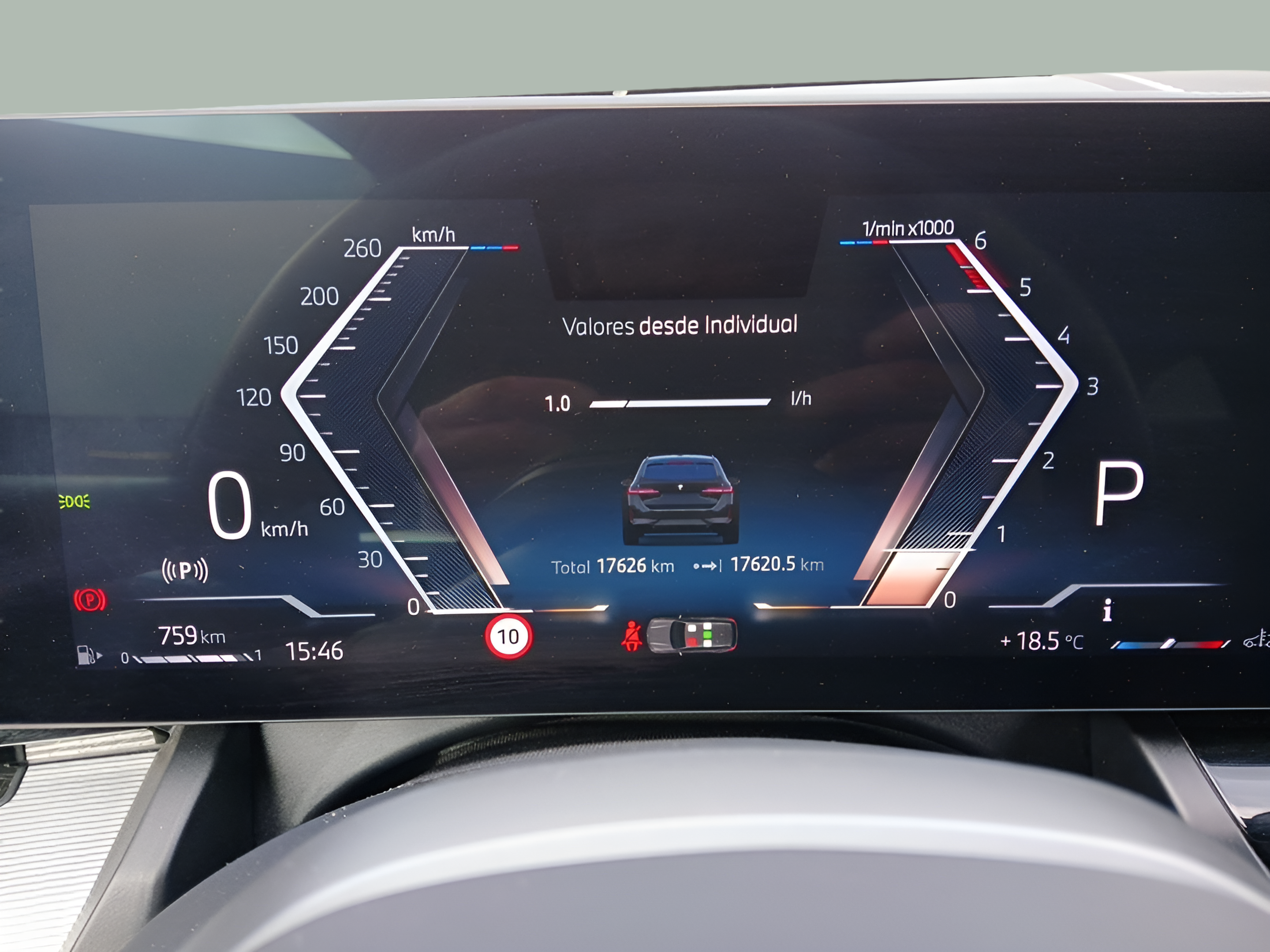 BMW Série 5 520d Touring color Gris. Año 2025. 145KW(197CV). Diesel. En concesionario Caetano Faro de Faro