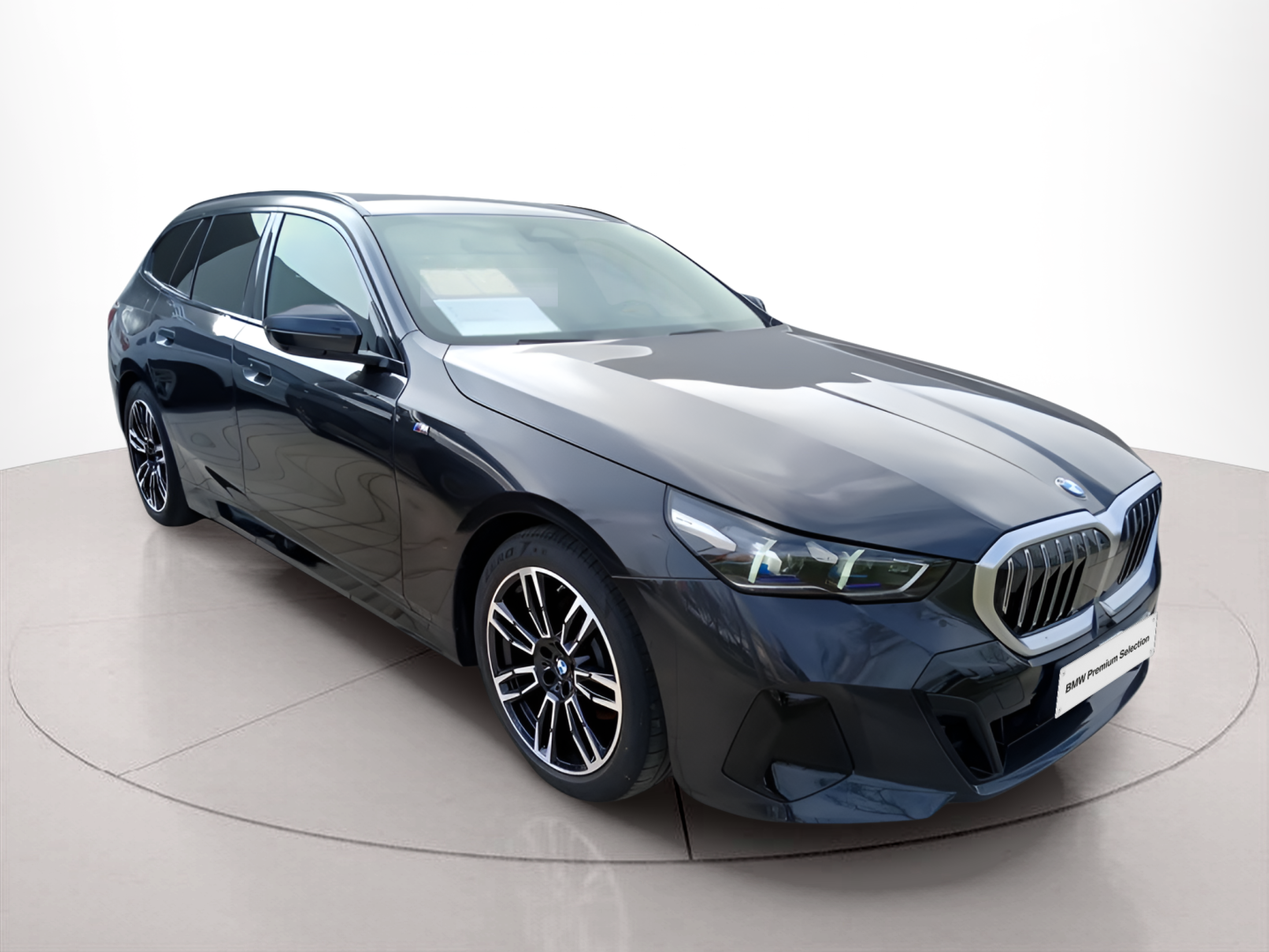 BMW Série 5 520d Touring color Gris. Año 2025. 145KW(197CV). Diesel. En concesionario Caetano Faro de Faro