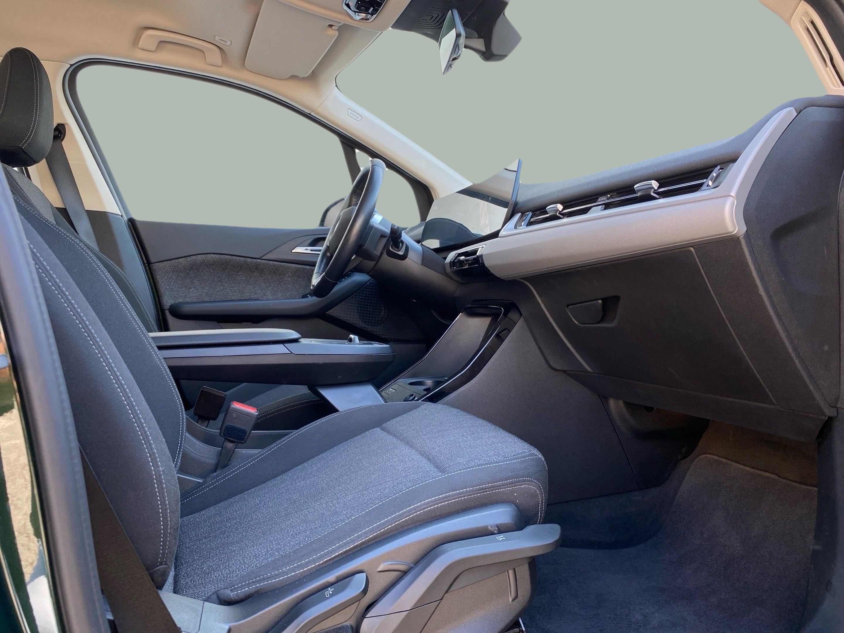 BMW Série 2 225xe Active Tourer color Verde. Año 2024. 180KW(245CV). Elétrico / Gasolina Híbrido. En concesionario Caetano Baviera Lisboa de Lisboa