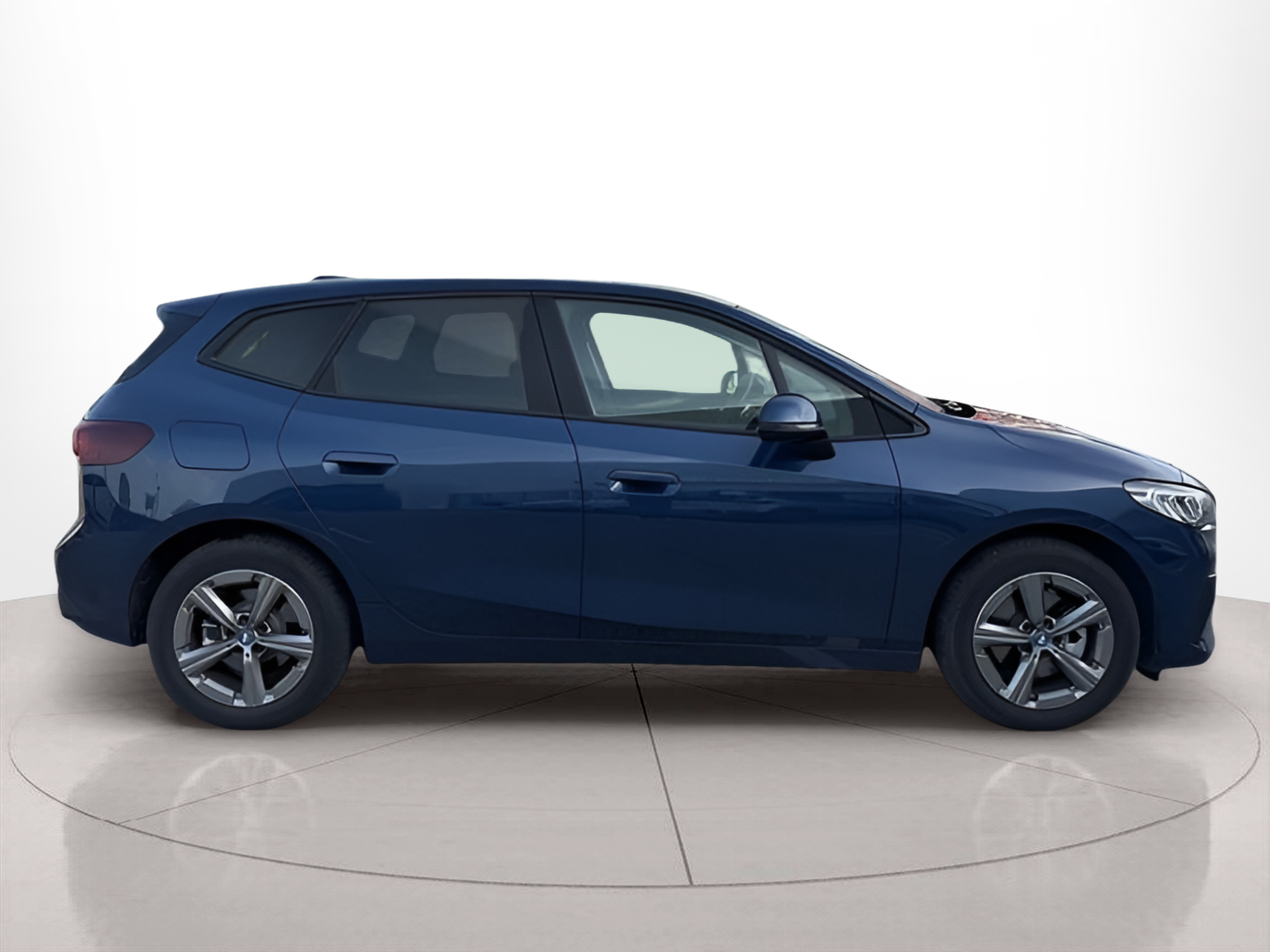 BMW Série 2 225xe Active Tourer color Azul. Año 2023. 180KW(245CV). Elétrico / Gasolina Híbrido. En concesionario Caetano Baviera Faro de Faro