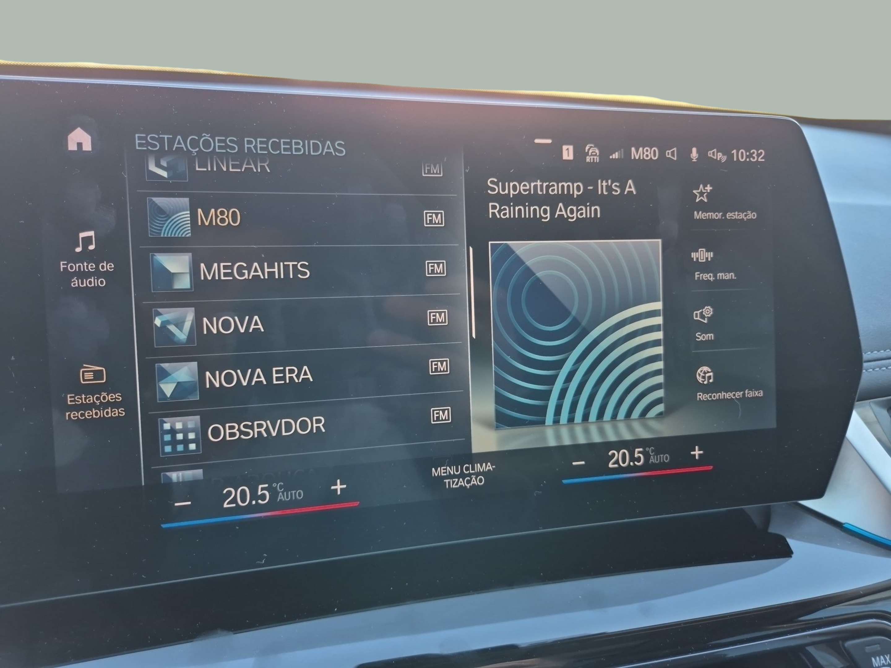BMW X1 xDrive25e color Negro. Año 2023. 180KW(245CV). Elétrico / Gasolina Híbrido. En concesionario Caetano Baviera Santa Maria da Feira de Santa Maria da Feira