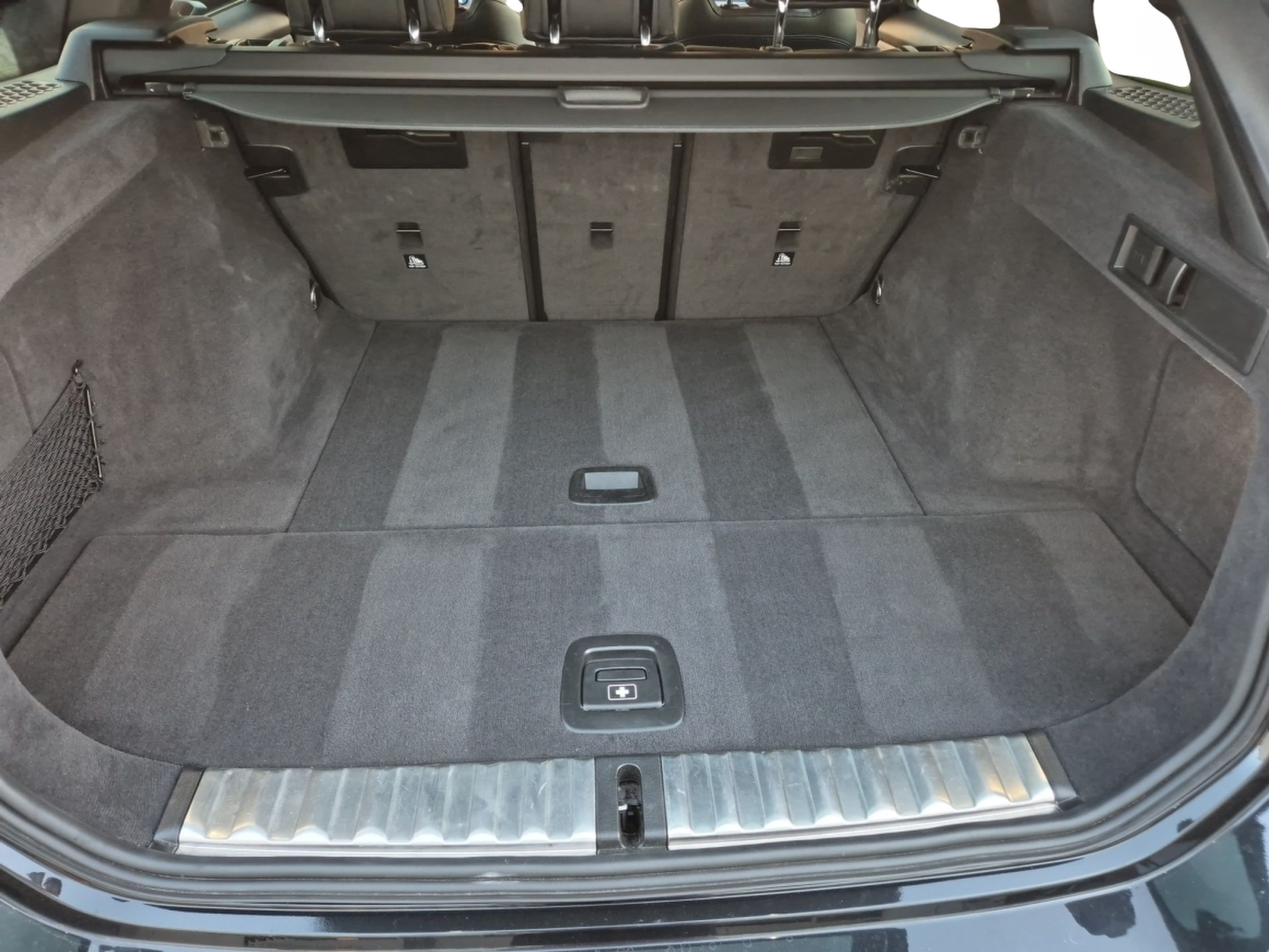 BMW Série 3 320d Touring color Negro. Año 2024. 140KW(190CV). Diesel. En concesionario Caetano Santa Maria da Feira de Santa Maria da Feira