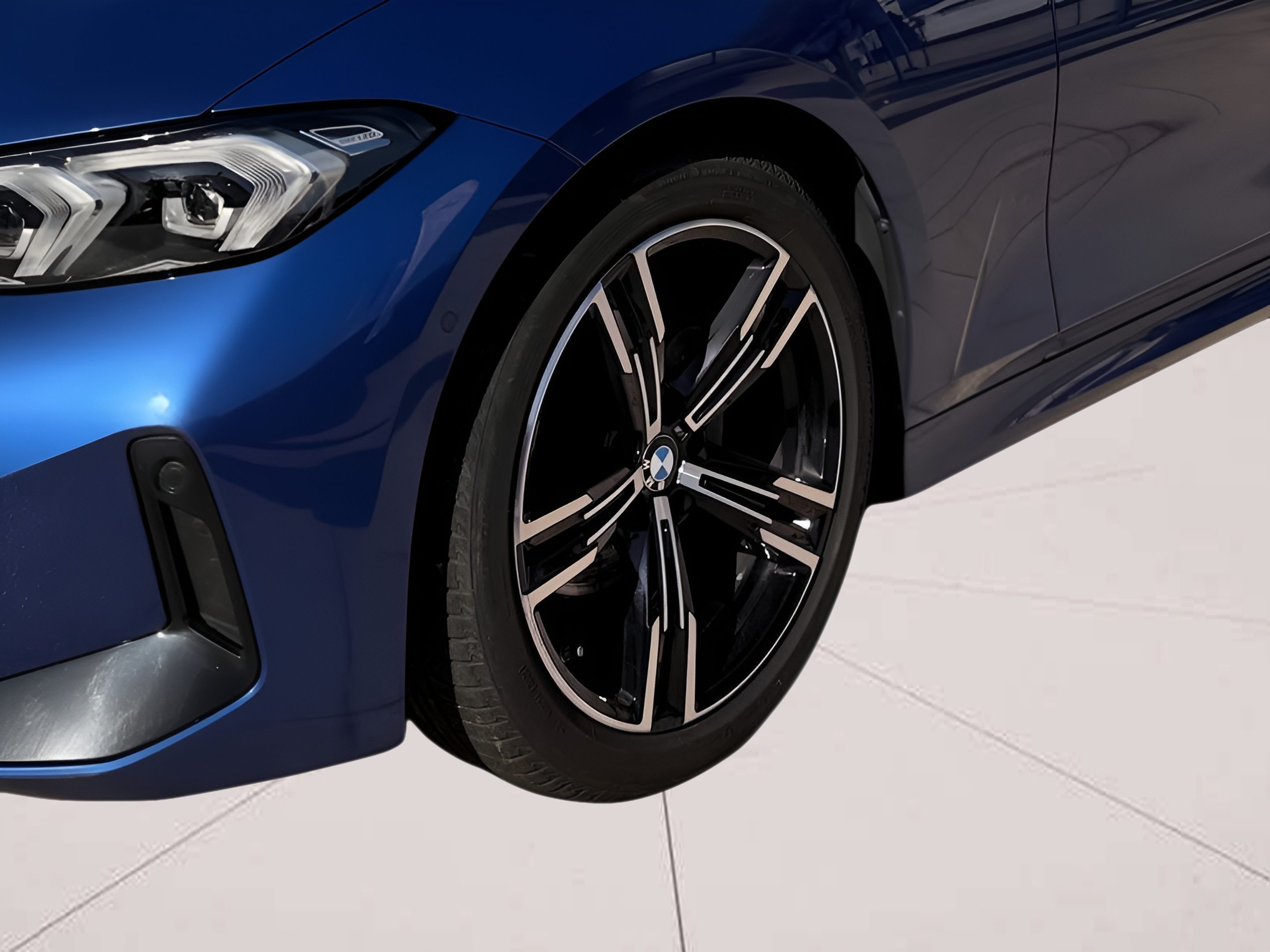 BMW Série 3 320d Touring color Azul. Año 2024. 140KW(190CV). Diesel. En concesionario Caetano Baviera Faro de Faro