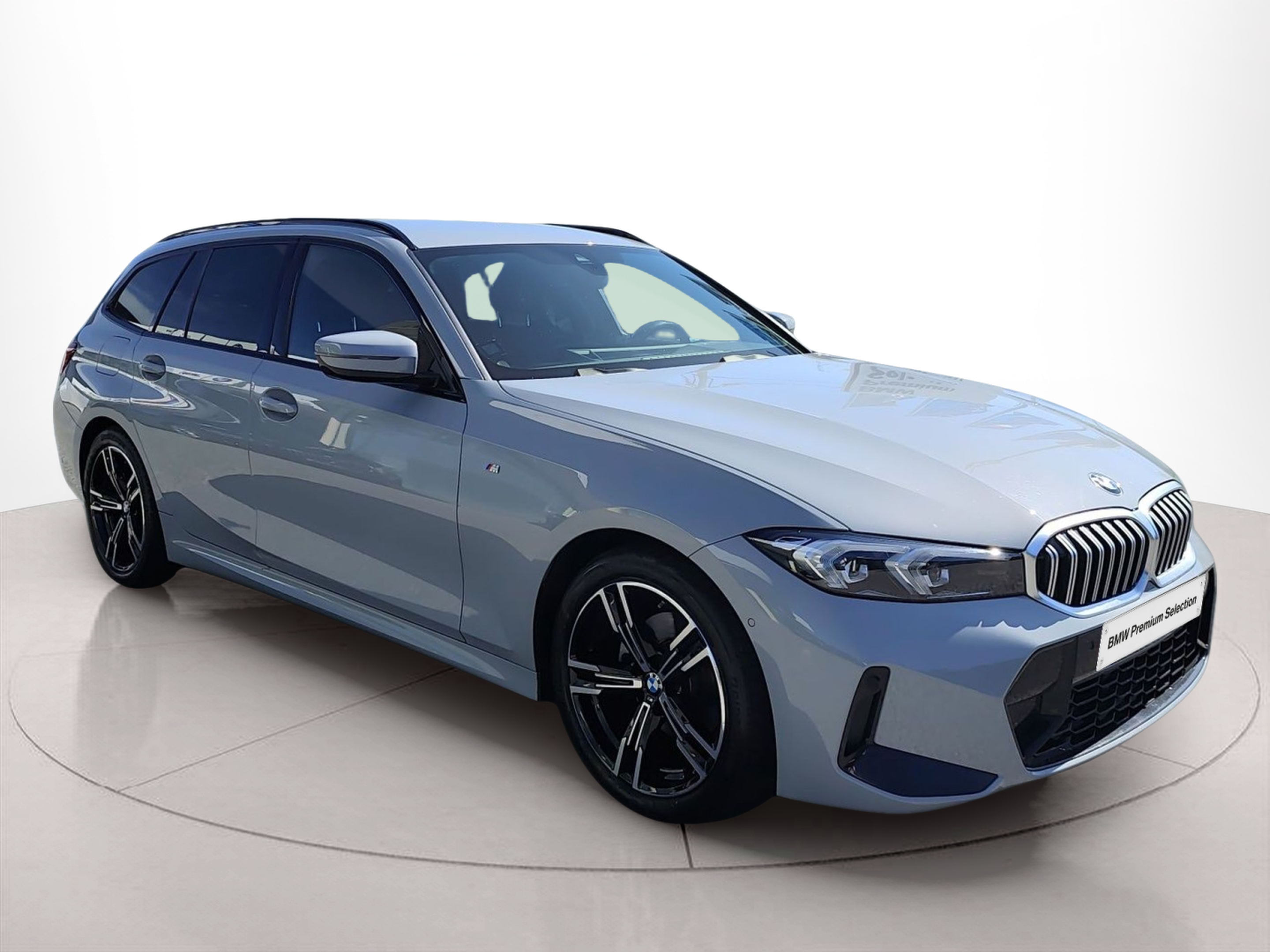 BMW Série 3 320d Touring color Gris. Año 2024. 140KW(190CV). Diesel. En concesionario Caetano Baviera Aveiro de Aveiro