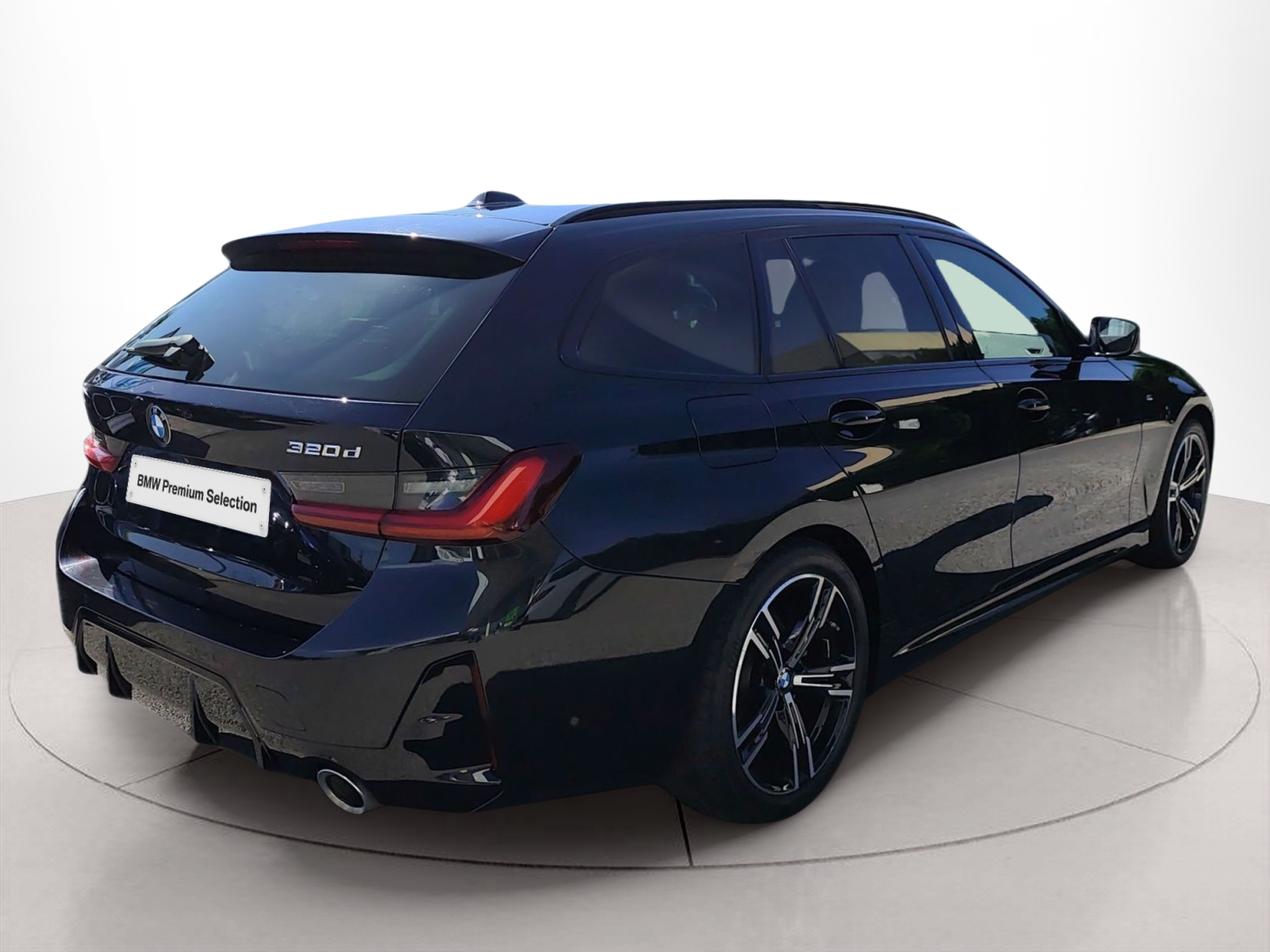 BMW Série 3 320d Touring color Negro. Año 2024. 140KW(190CV). Diesel. En concesionario Caetano Baviera Santa Maria da Feira de Santa Maria da Feira