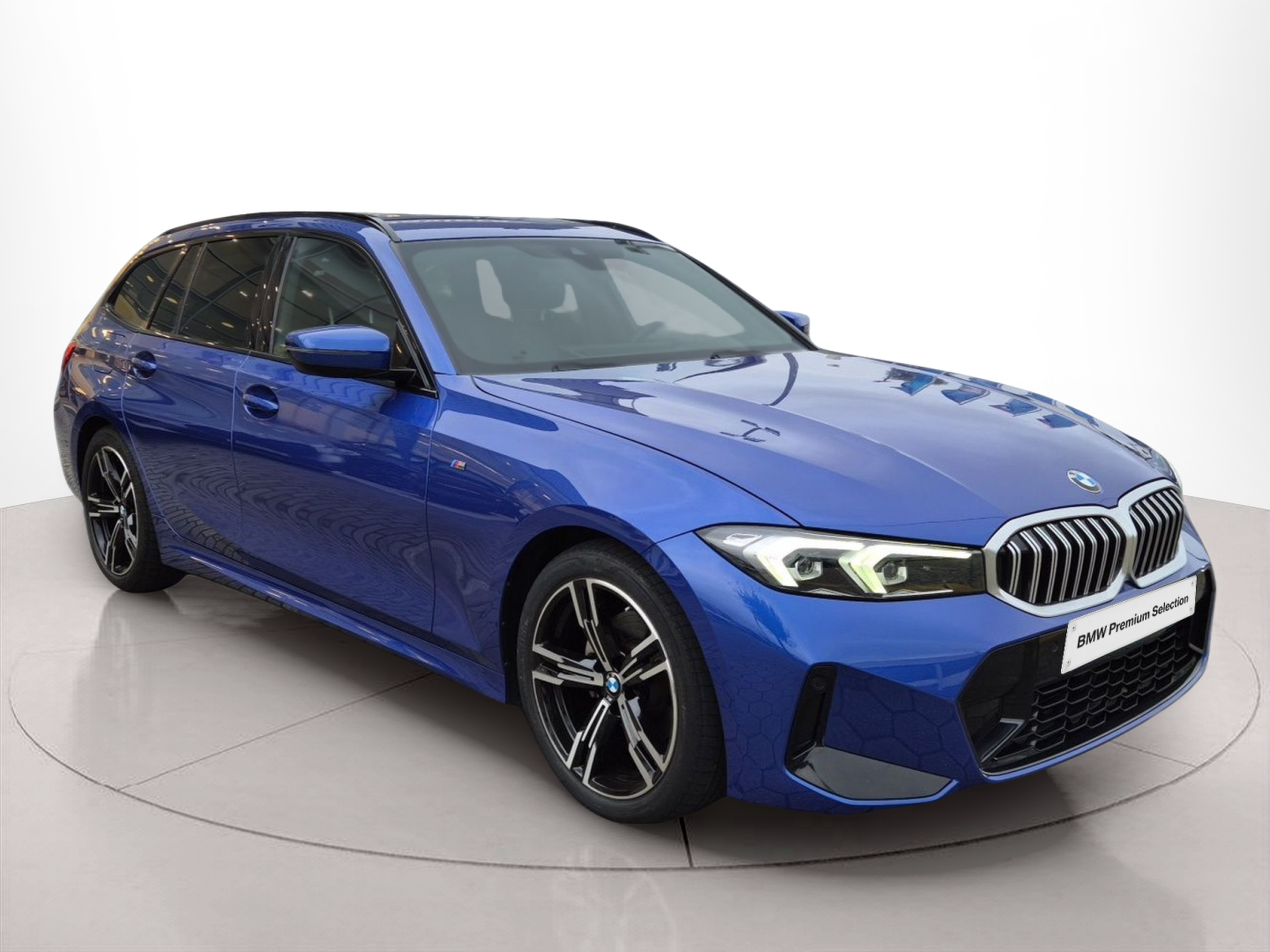 BMW Série 3 320d Touring color Azul. Año 2024. 140KW(190CV). Diesel. En concesionario Caetano Baviera Santa Maria da Feira de Santa Maria da Feira