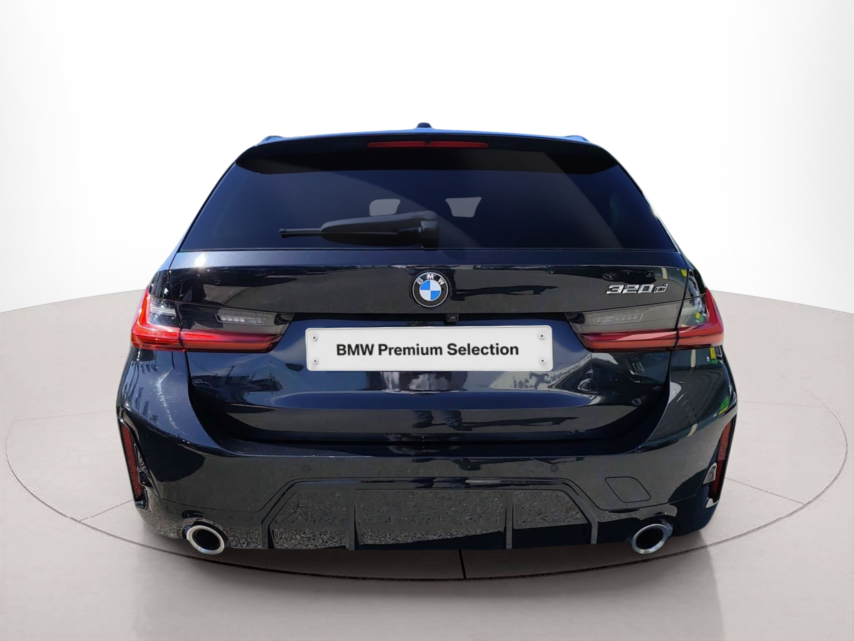 BMW Série 3 320d Touring color Negro. Año 2024. 140KW(190CV). Diesel. En concesionario Caetano Baviera Aveiro de Aveiro