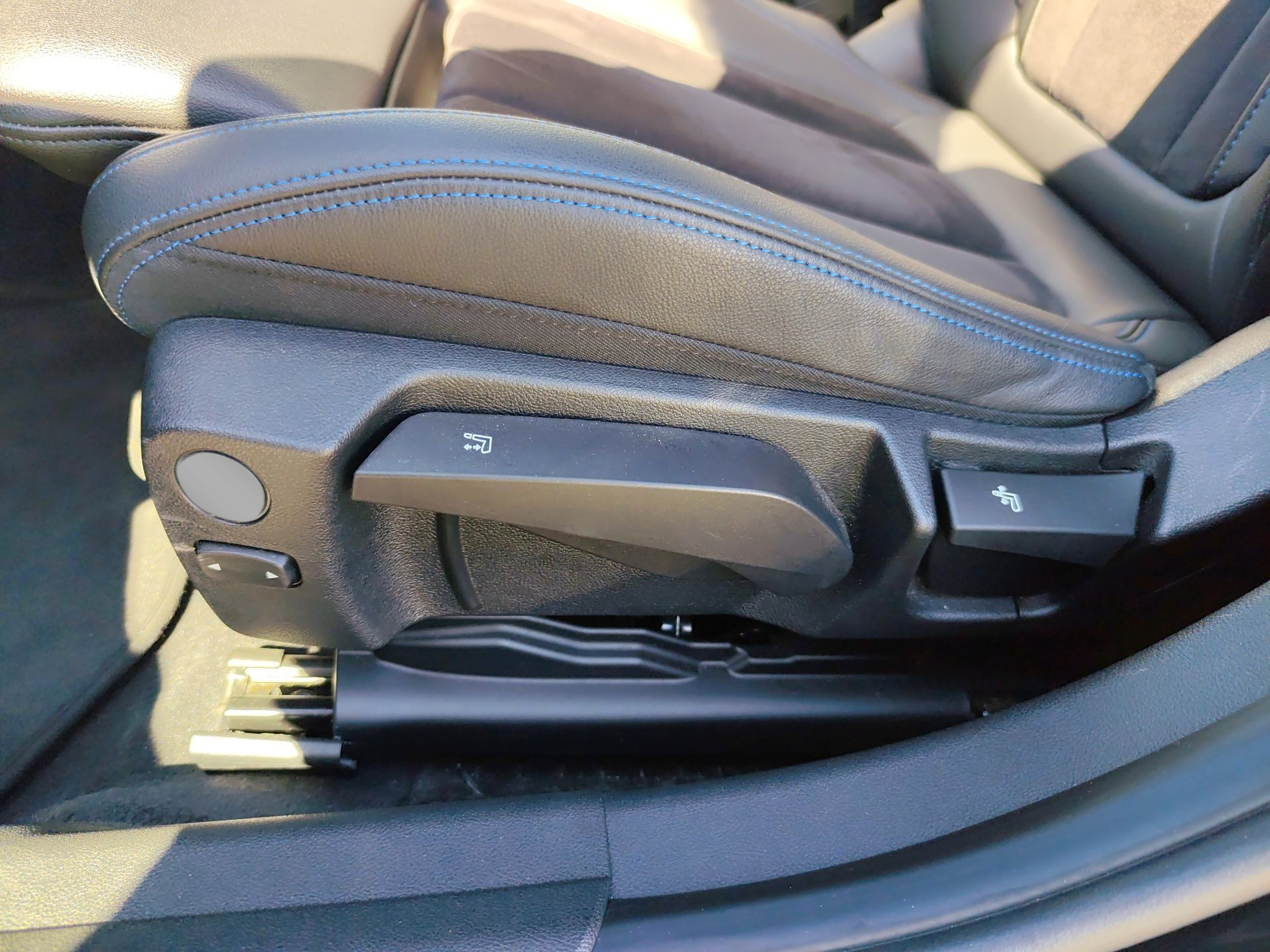 BMW Série 3 320d Touring color Negro. Año 2024. 140KW(190CV). Diesel. En concesionario Caetano Baviera Aveiro de Aveiro