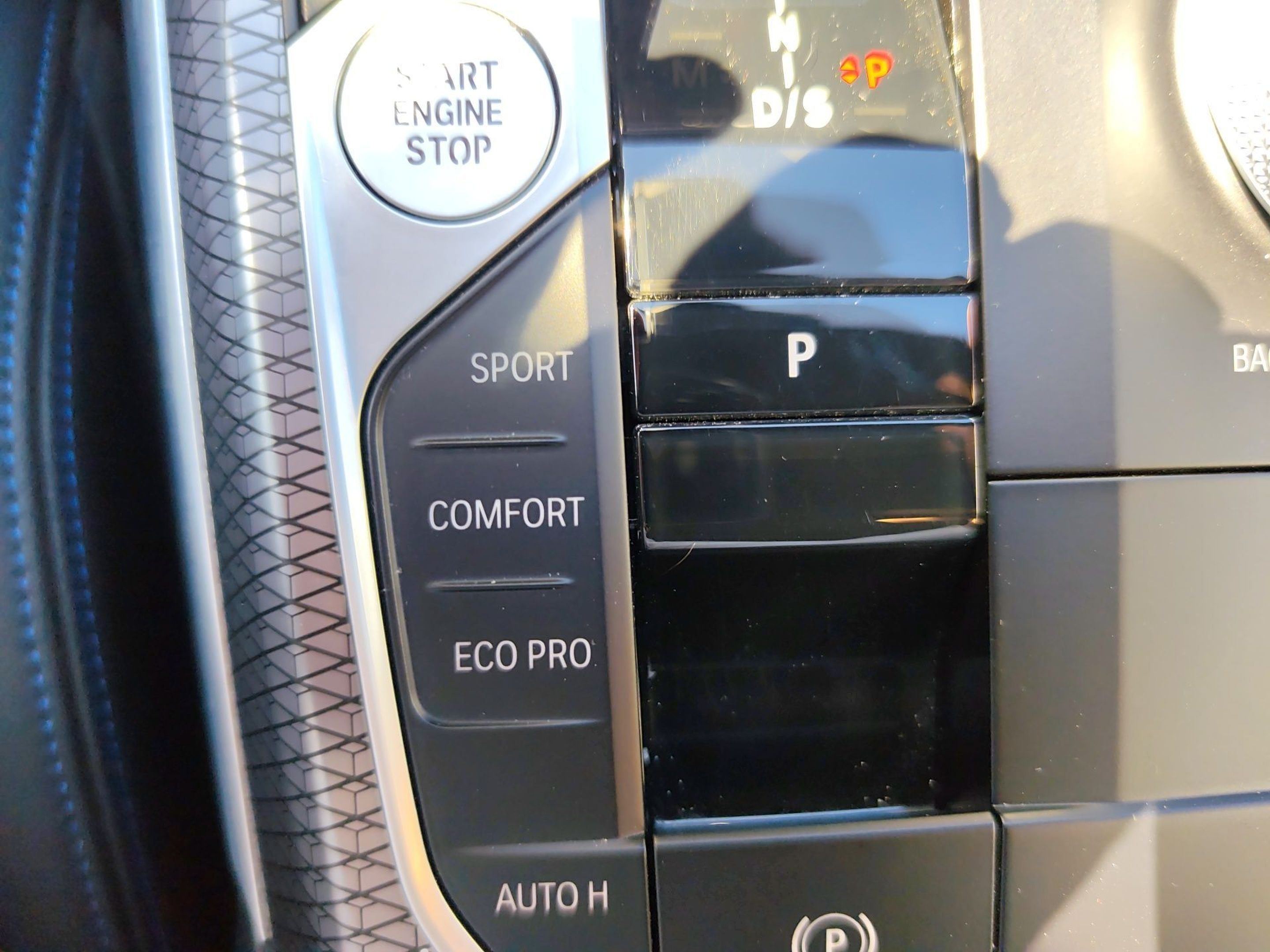 BMW Série 3 320d Touring color Negro. Año 2024. 140KW(190CV). Diesel. En concesionario Caetano Baviera Aveiro de Aveiro