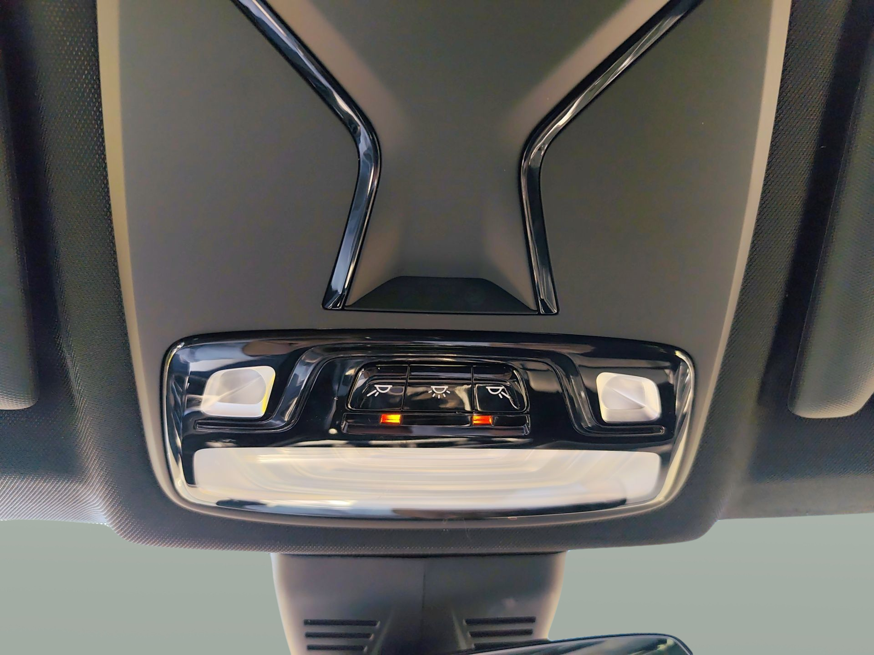 BMW Série 3 320d Touring color Negro. Año 2024. 140KW(190CV). Diesel. En concesionario Caetano Baviera Aveiro de Aveiro