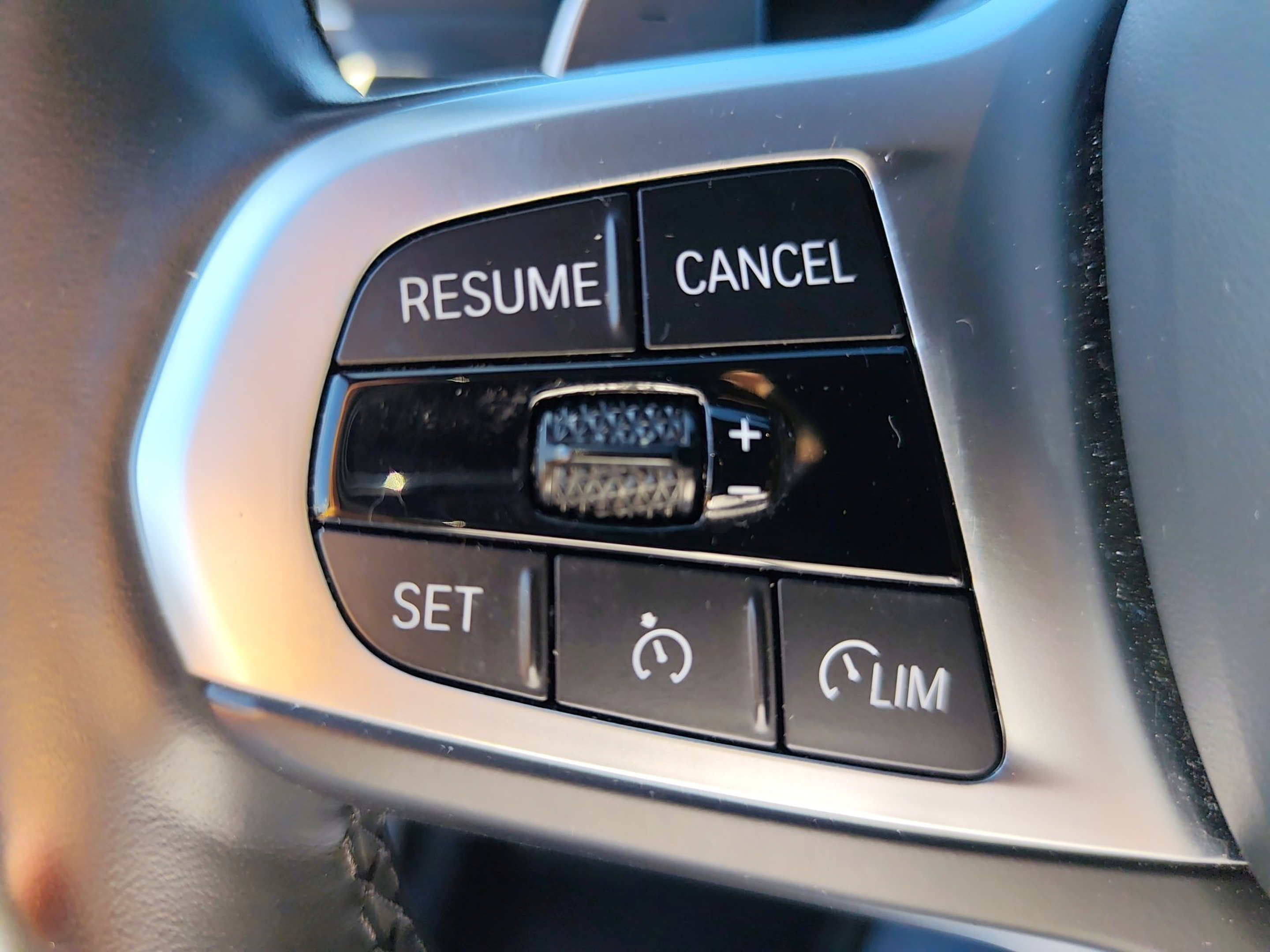 BMW Série 3 320d Touring color Negro. Año 2024. 140KW(190CV). Diesel. En concesionario Caetano Baviera Aveiro de Aveiro