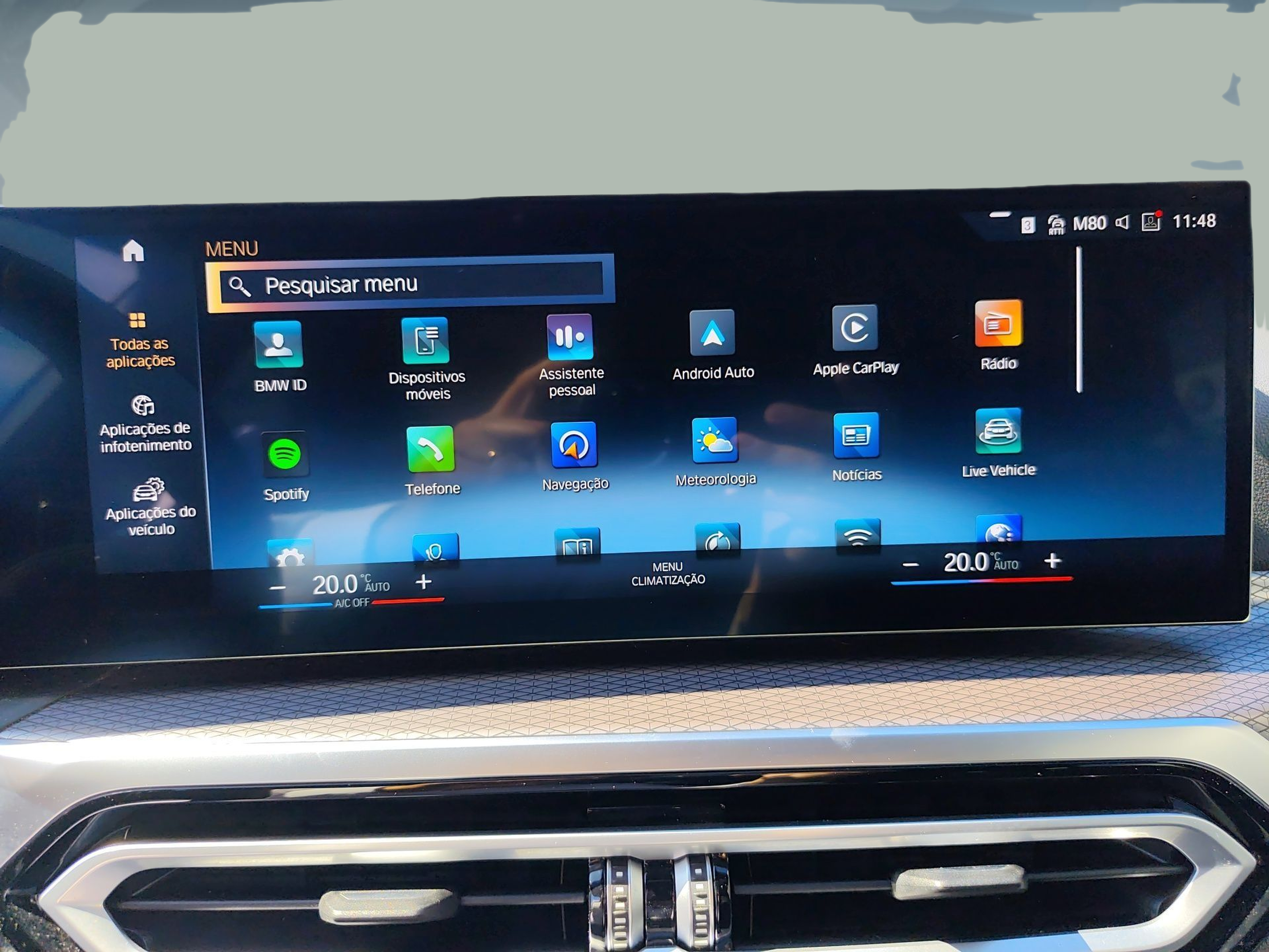 BMW Série 3 320d Touring color Negro. Año 2024. 140KW(190CV). Diesel. En concesionario Caetano Baviera Aveiro de Aveiro