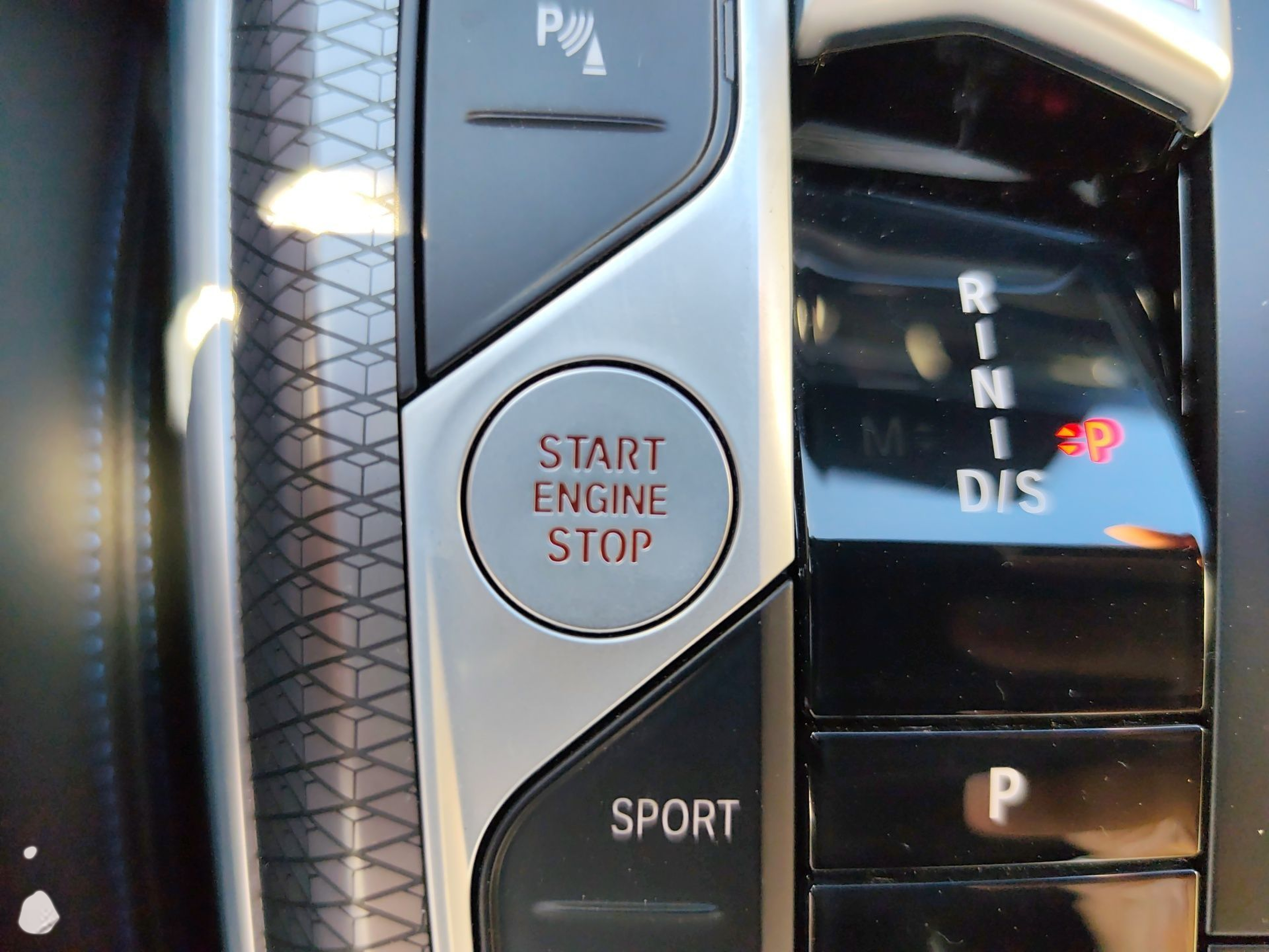 BMW Série 3 320d Touring color Gris. Año 2024. 140KW(190CV). Diesel. En concesionario Caetano Baviera Santa Maria da Feira de Santa Maria da Feira