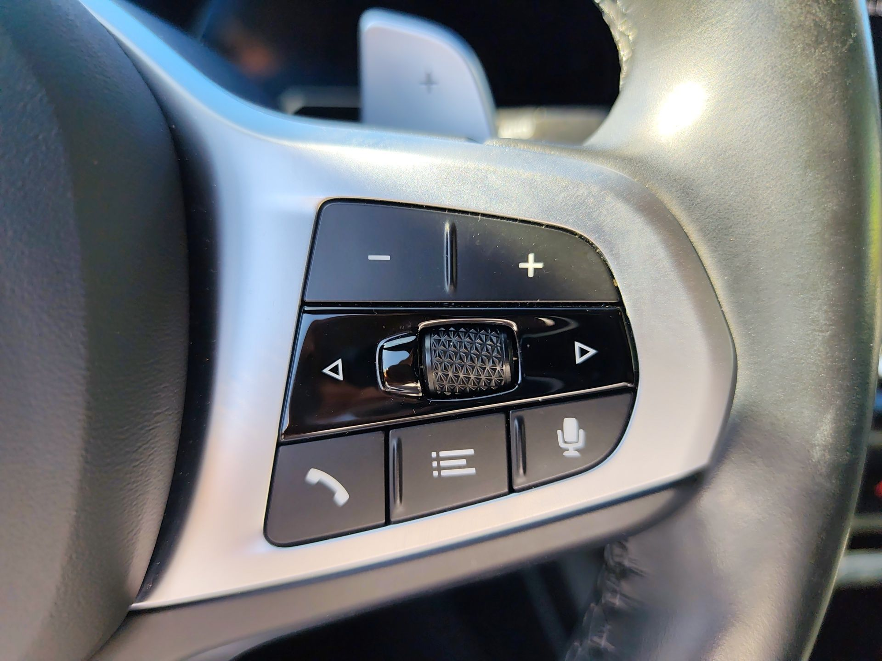 BMW Série 3 320d Touring color Gris. Año 2024. 140KW(190CV). Diesel. En concesionario Caetano Baviera Santa Maria da Feira de Santa Maria da Feira